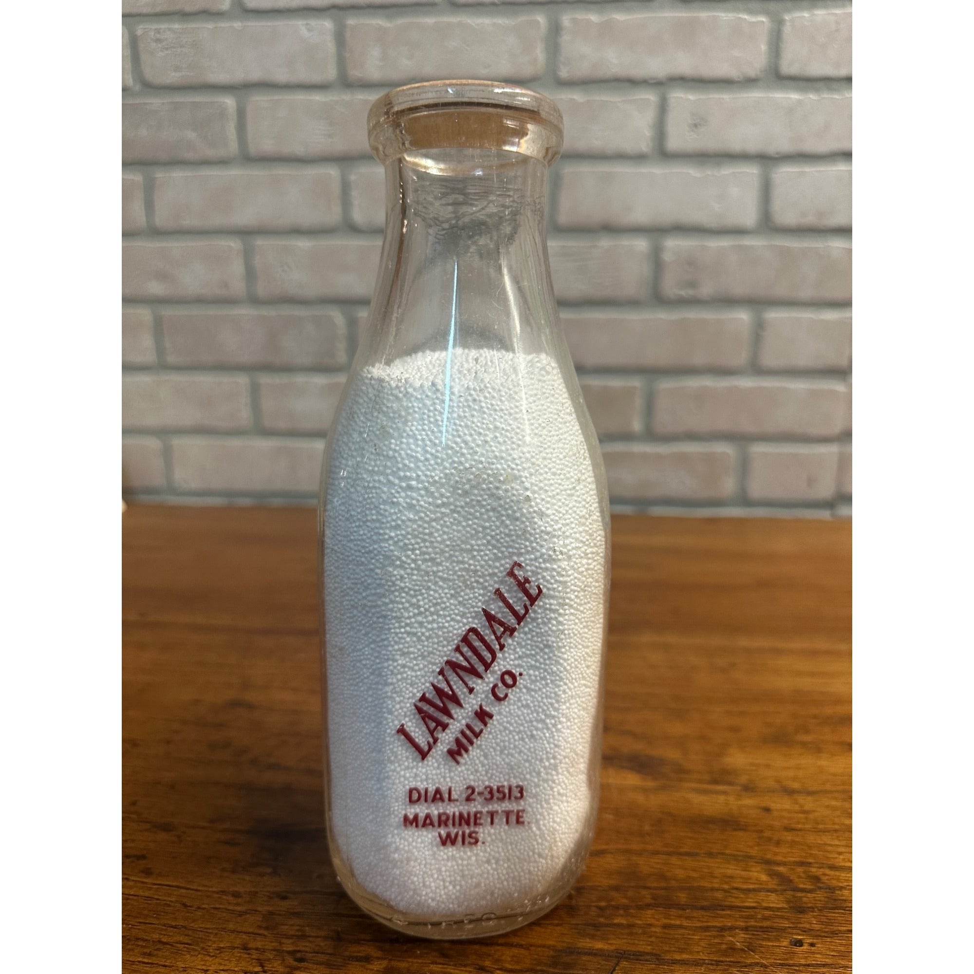 RARE Vintage Lawndale Milk Co. Dairy Marinette WI Wis Bottle One Quart Wisconsin