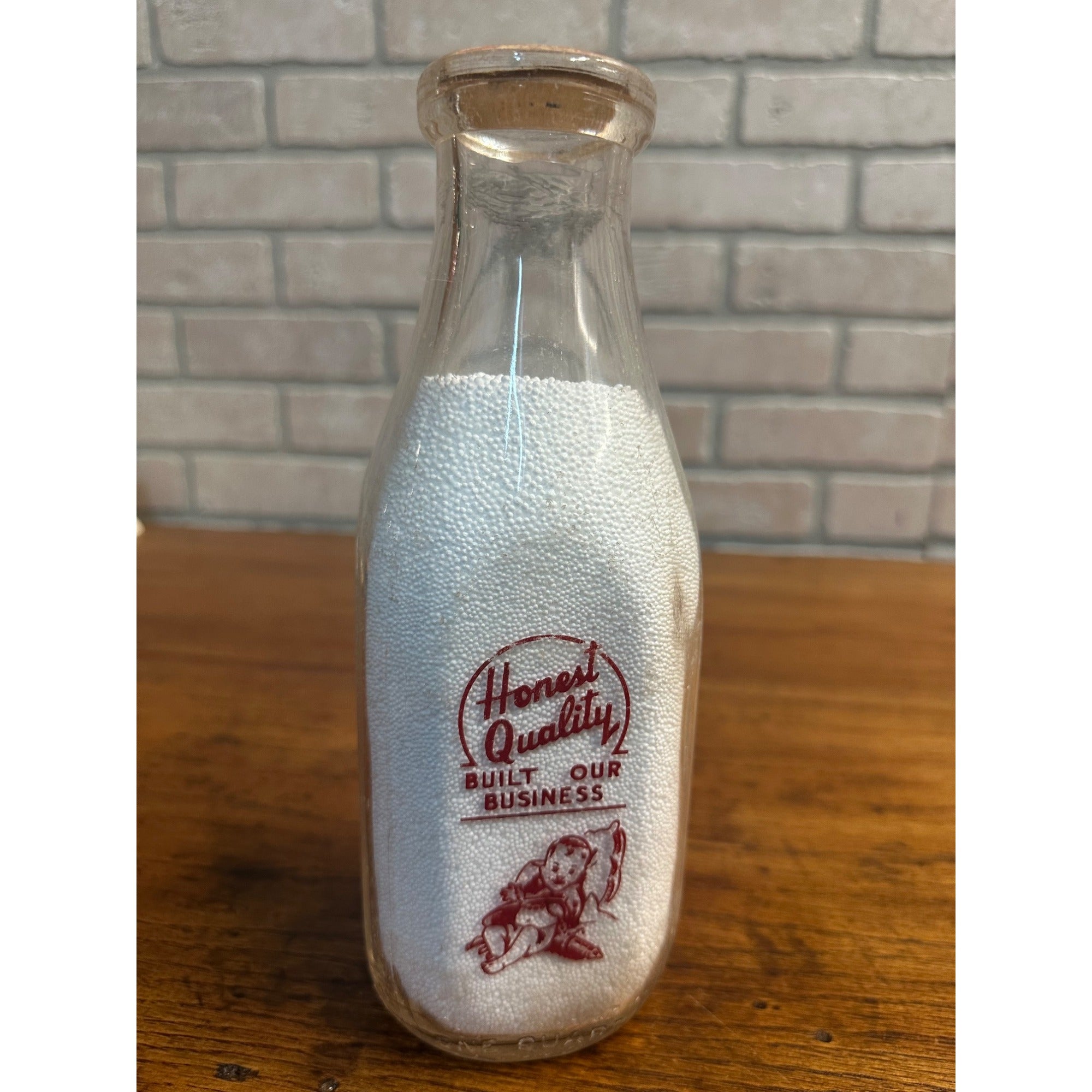 RARE Vintage Lawndale Milk Co. Dairy Marinette WI Wis Bottle One Quart Wisconsin