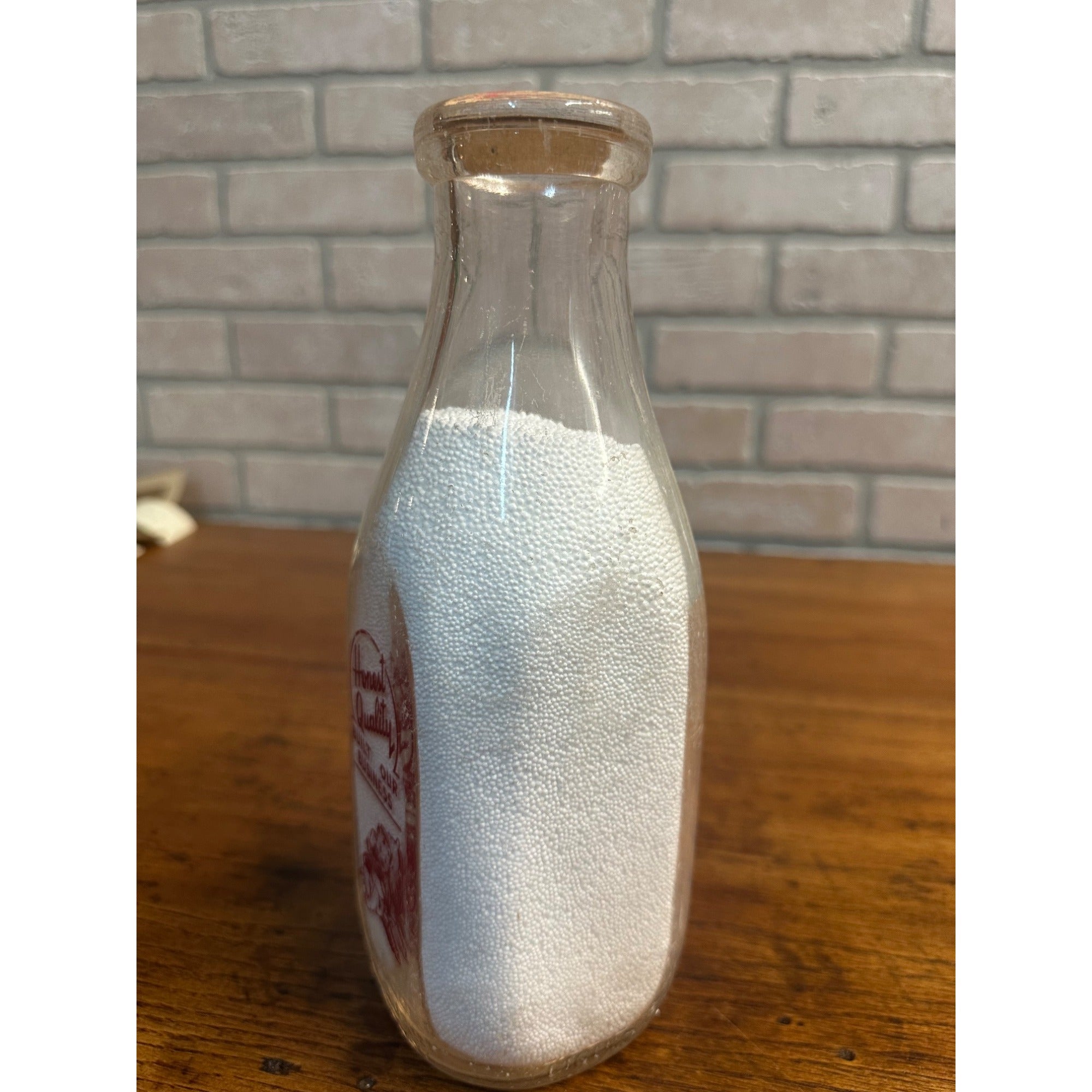 RARE Vintage Lawndale Milk Co. Dairy Marinette WI Wis Bottle One Quart Wisconsin