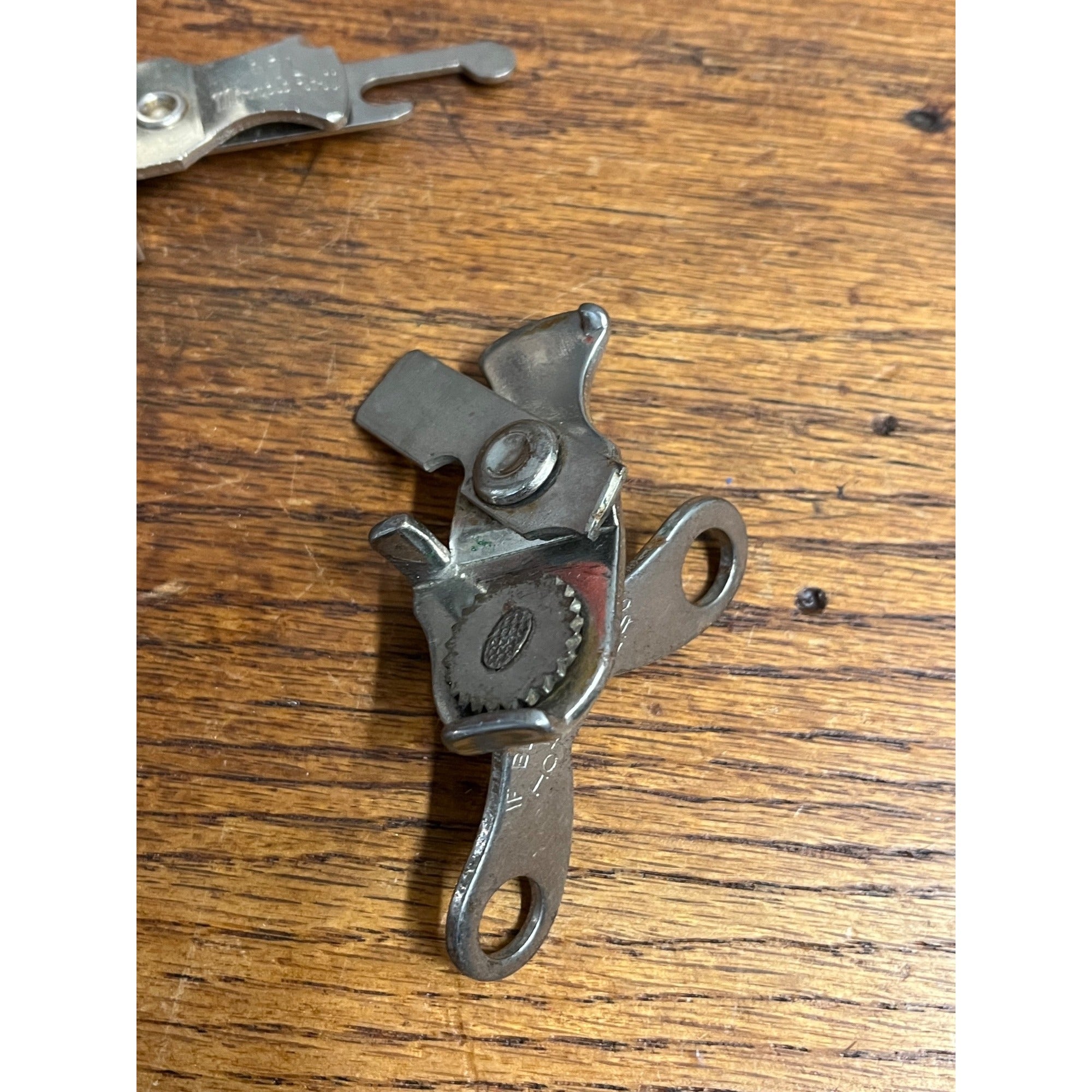 Vintage Vaughan's Safety Roll Jr. Hand Held Manual Can Openers Lot (3)