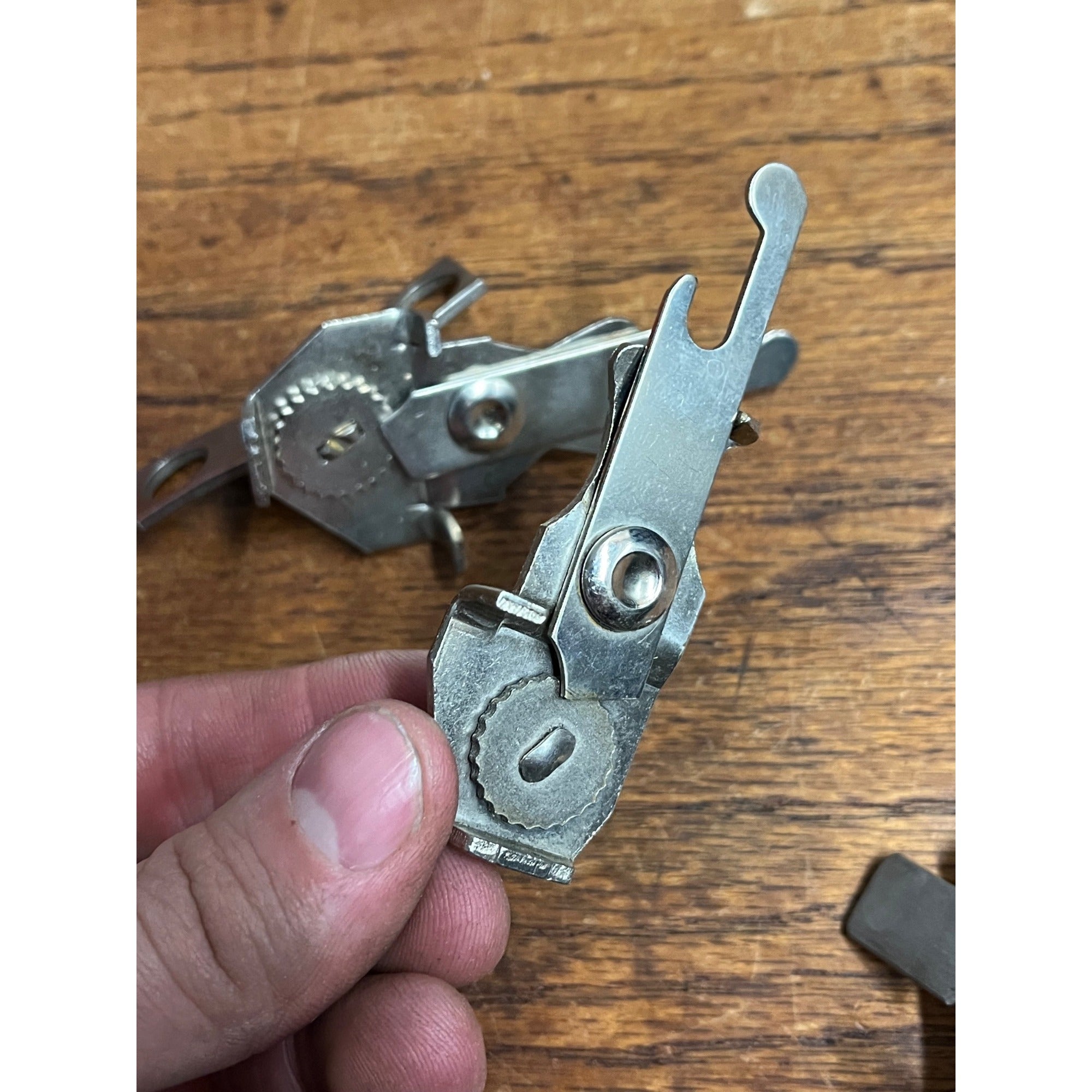 Vintage Vaughan's Safety Roll Jr. Hand Held Manual Can Openers Lot (3)