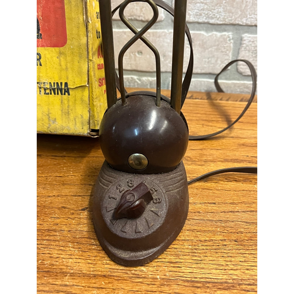 Vintage Snyder Directronic 3-D Antenna Bakelite Beam Selector w/ Box