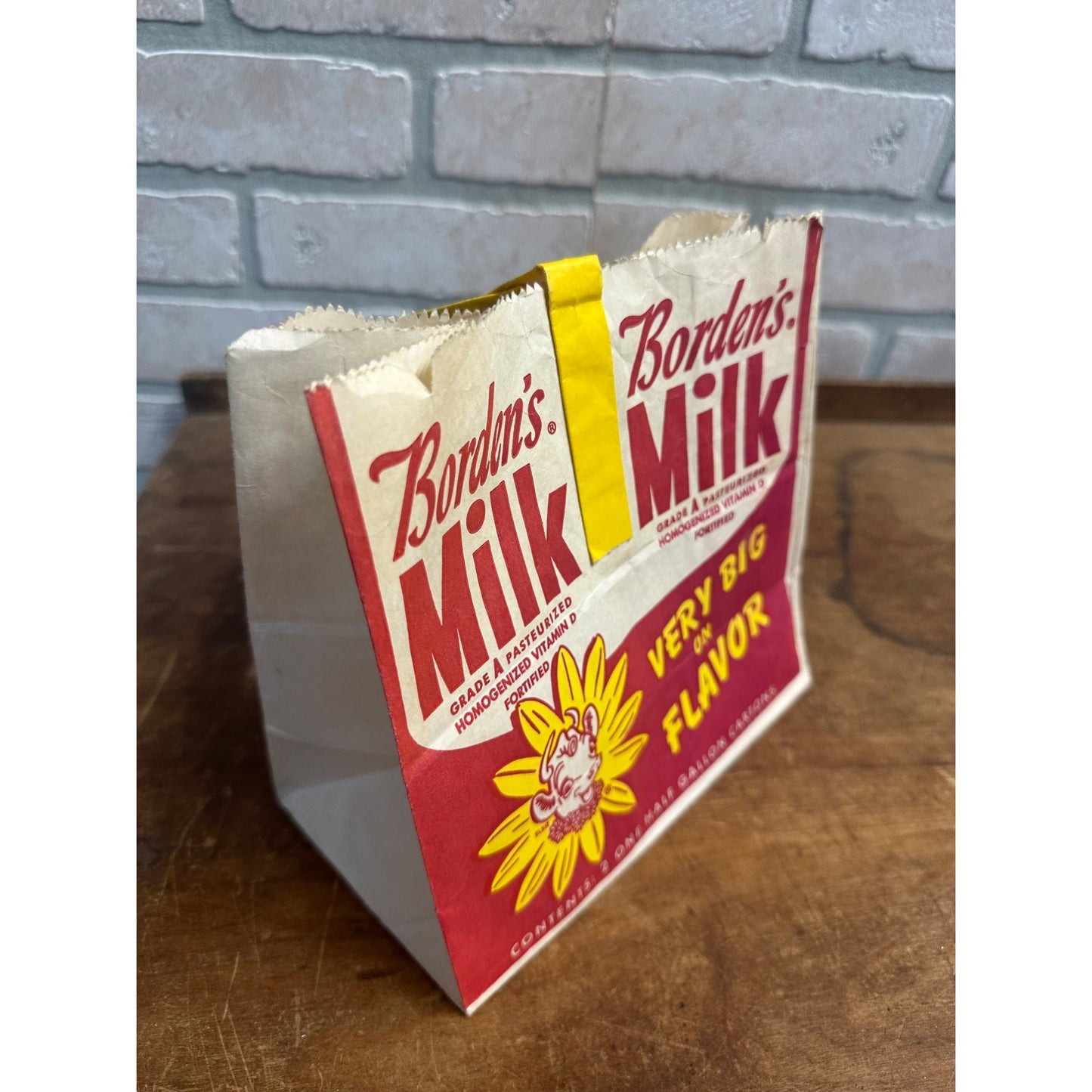 Vintage Borden's Milk Half Gallon Carton Paper Bag Advertising Carrier Elsie