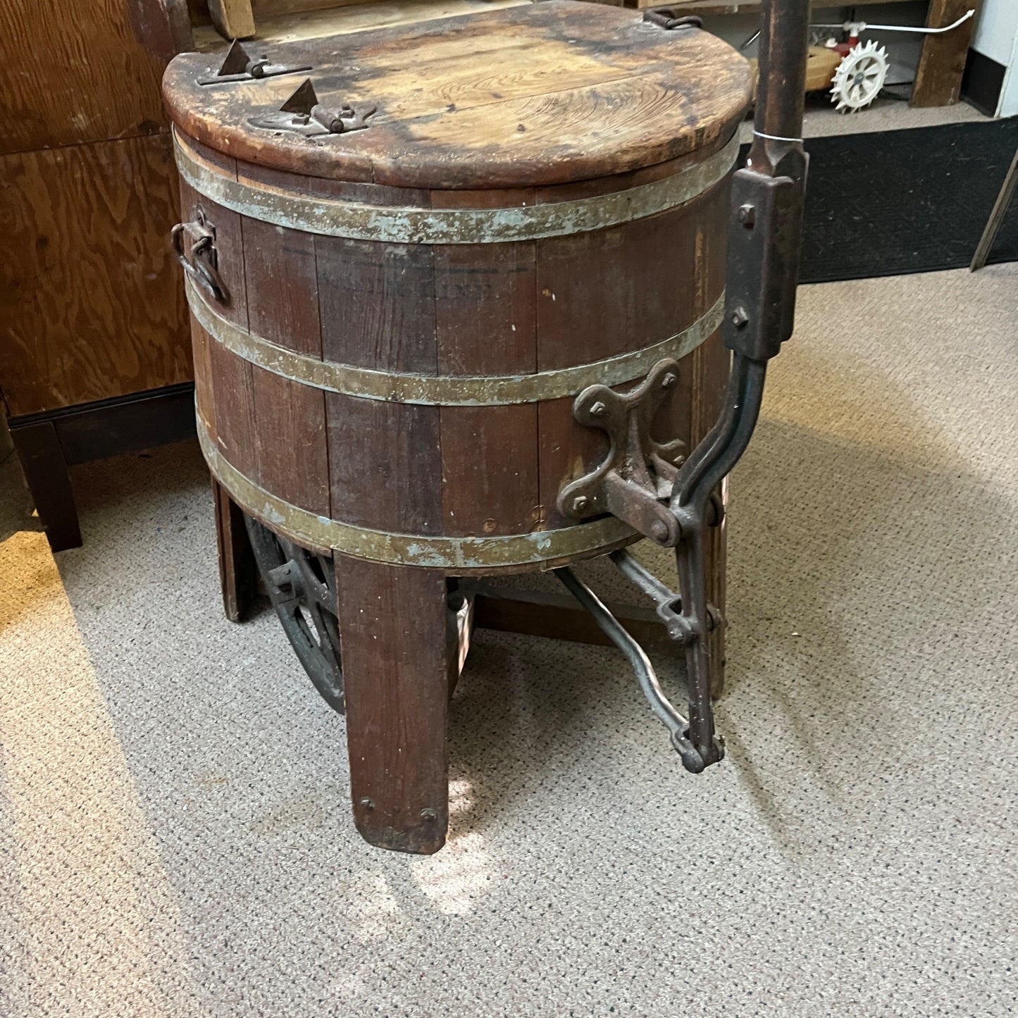 Antique Wooden Barrel Washer Washing Machine w/ Ringer