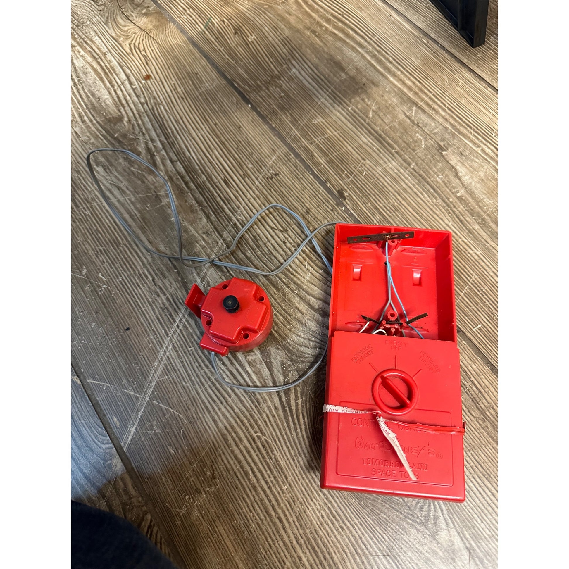 WALT DISNEY'S TOMORROWLAND ROCKET RIDE GIANT TOY WEN MAC VINTAGE RARE