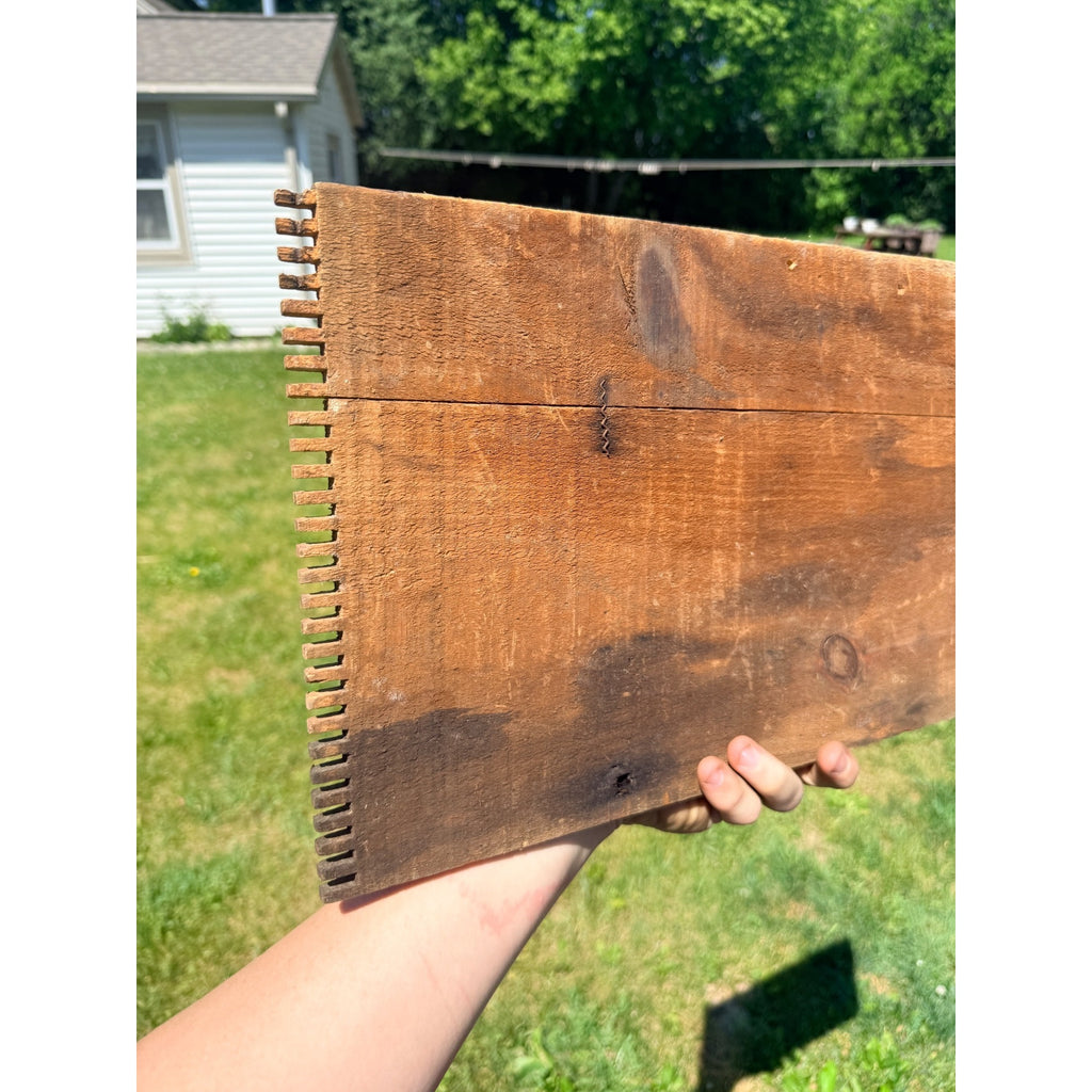 Vintage Clicquot Club Ginger Ale Soda Advertising Wood Crate Panel Sign