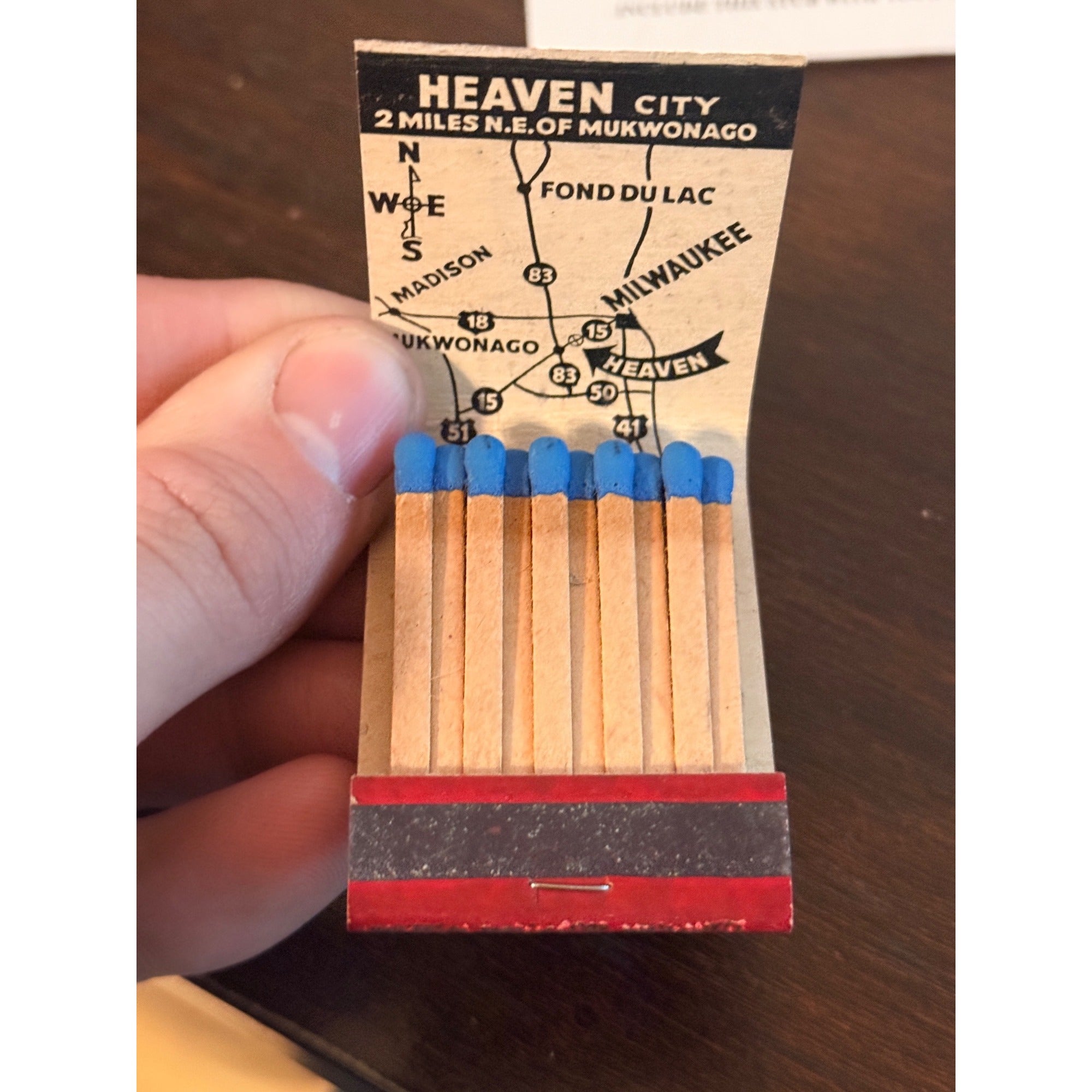 Vintage Heaven City Mukwonago Hotel Wis Wisconsin UNSTRUCK Matchbook FULL