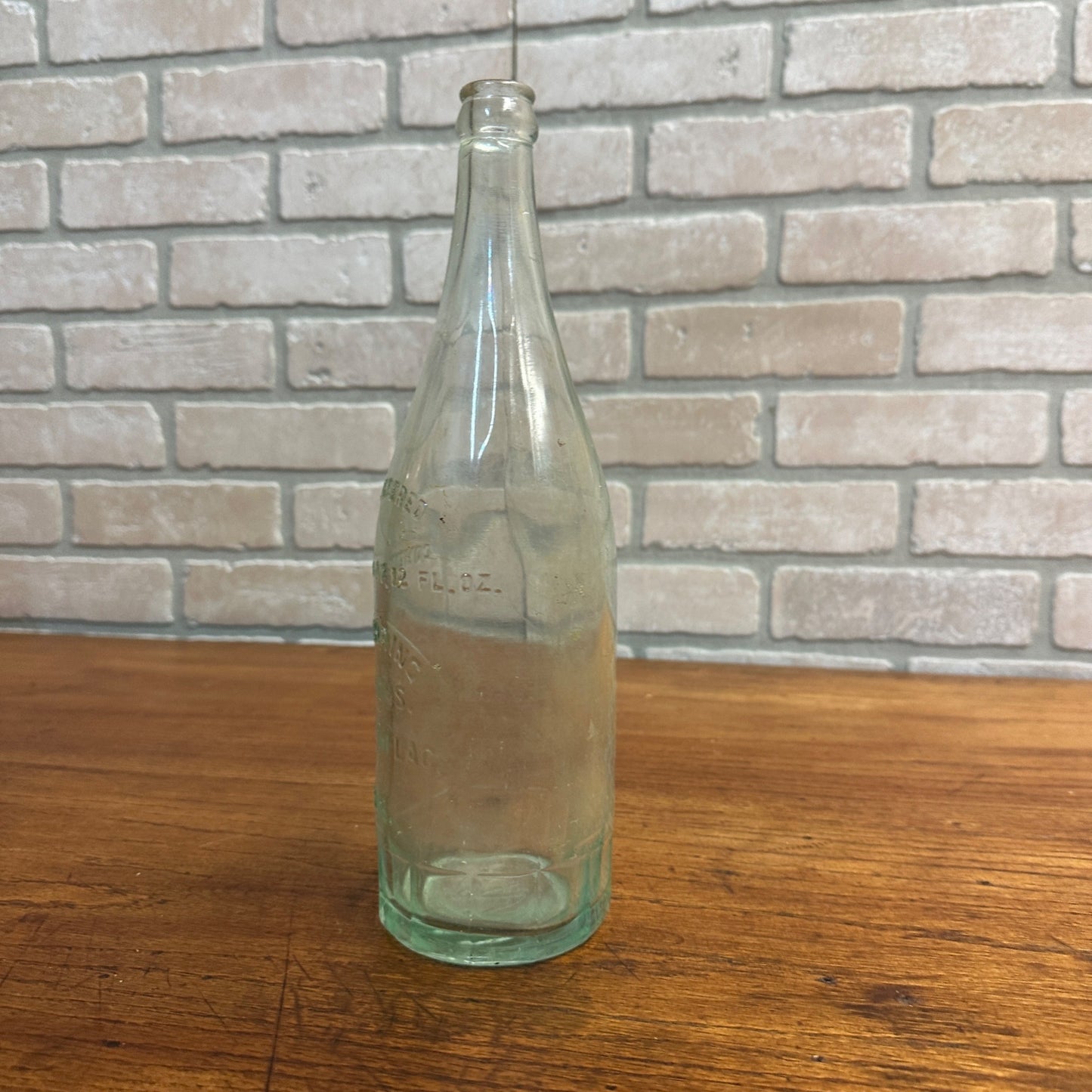 Vintage H. Nehring & Sons Fond du Lac Glass Soda Bottle 1pt 12oz