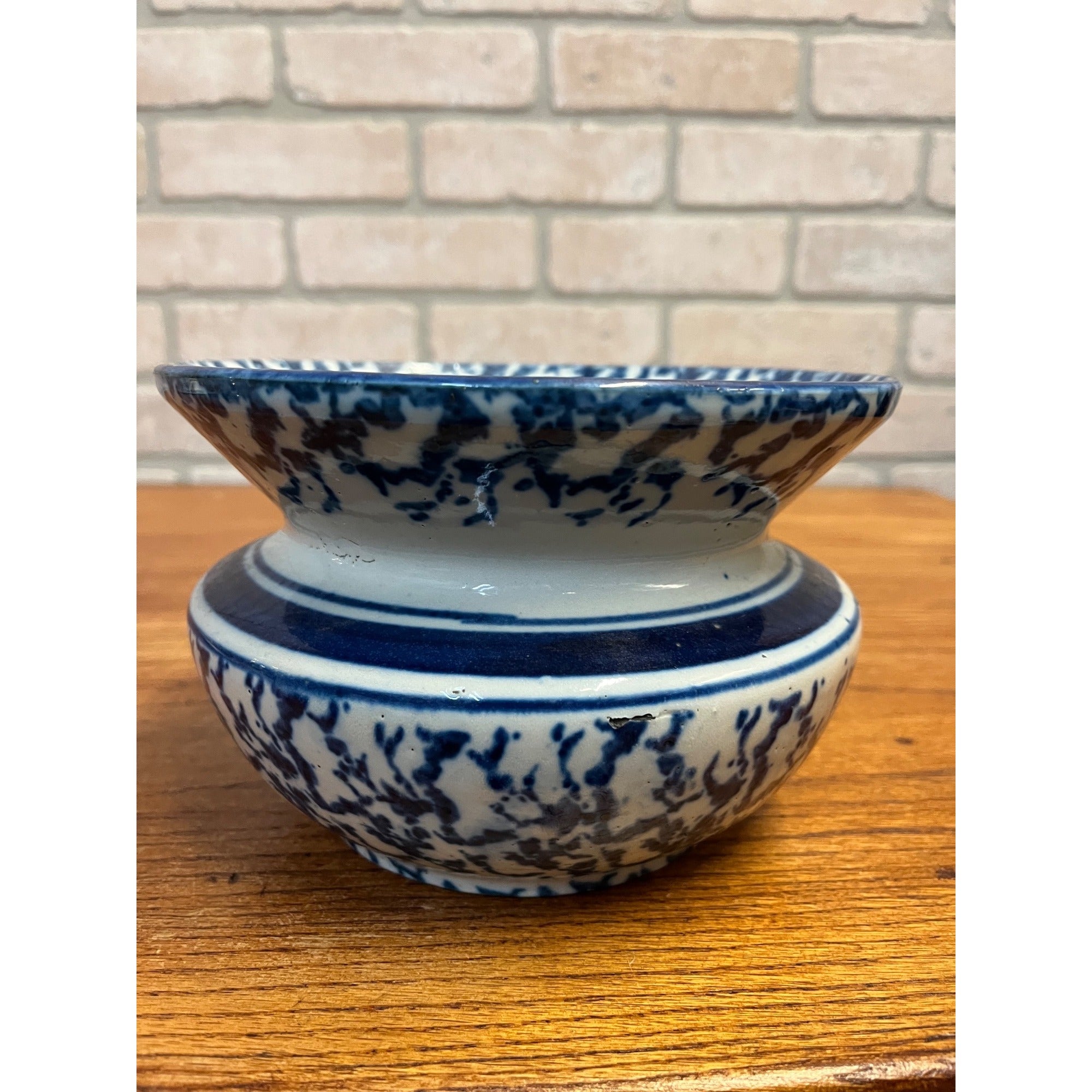 Antique Stoneware Blue & White Banded Splatter Spittoon Cuspidor Primitive Farmhouse 1800s