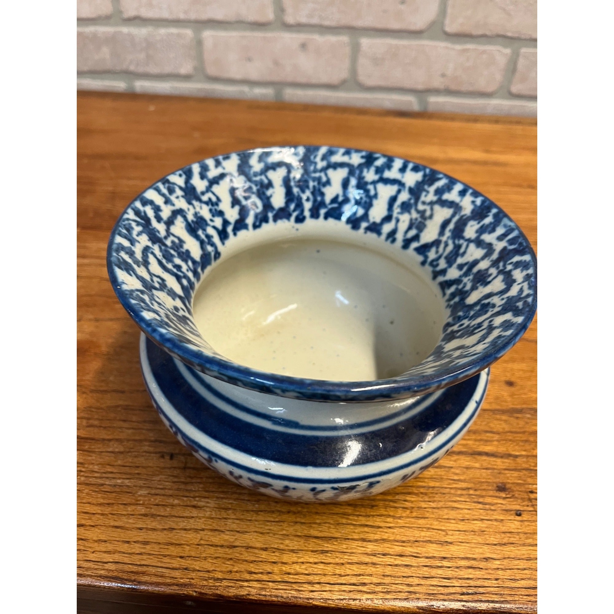 Antique Stoneware Blue & White Banded Splatter Spittoon Cuspidor Primitive Farmhouse 1800s