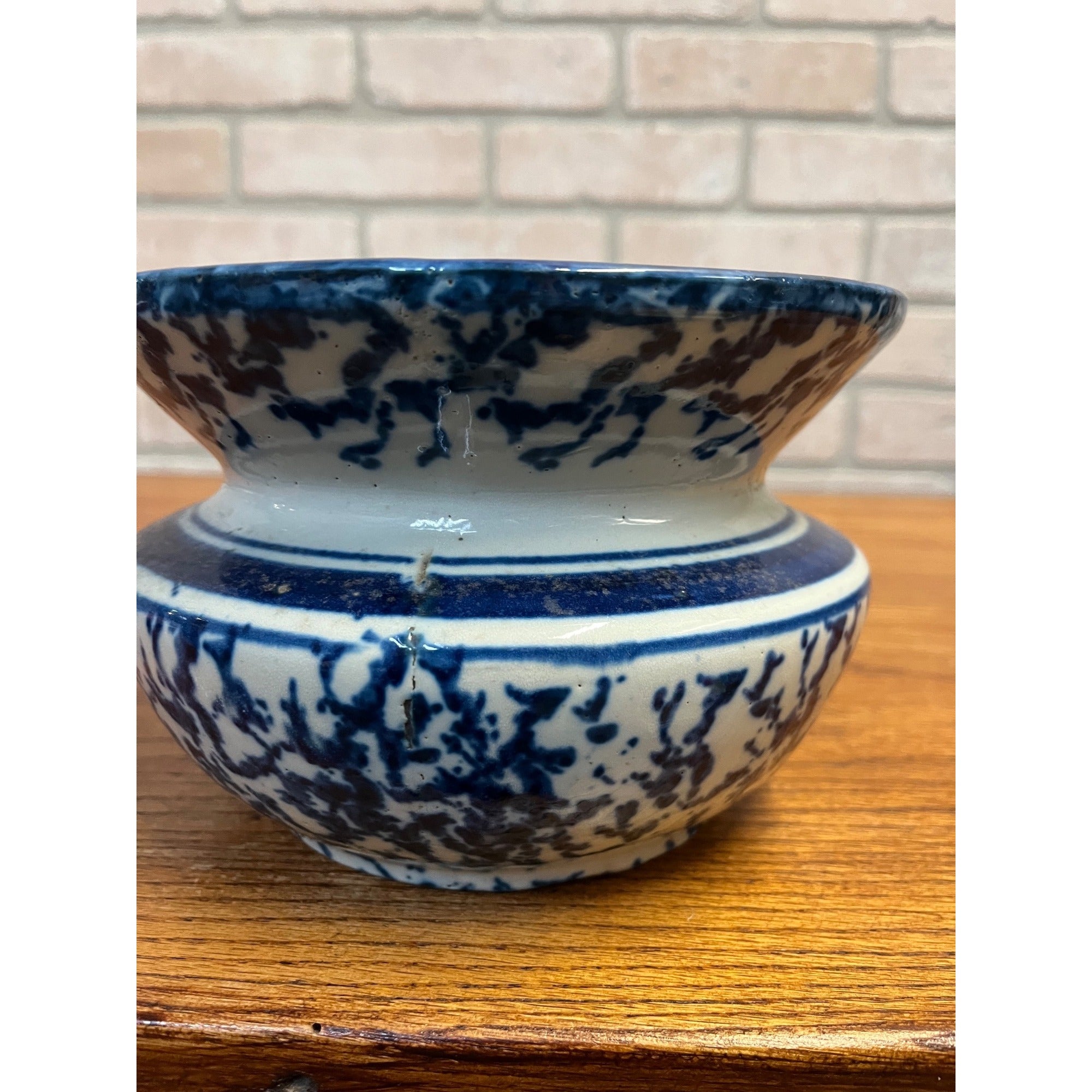 Antique Stoneware Blue & White Banded Splatter Spittoon Cuspidor Primitive Farmhouse 1800s