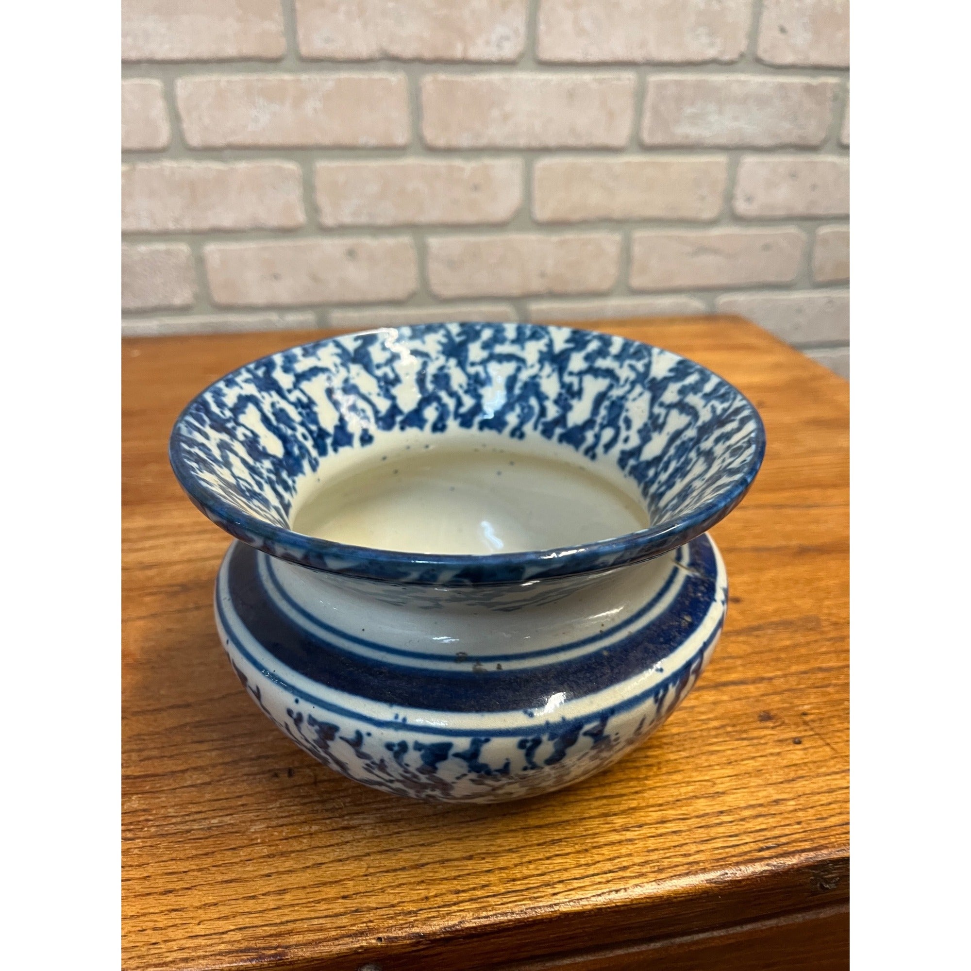 Antique Stoneware Blue & White Banded Splatter Spittoon Cuspidor Primitive Farmhouse 1800s