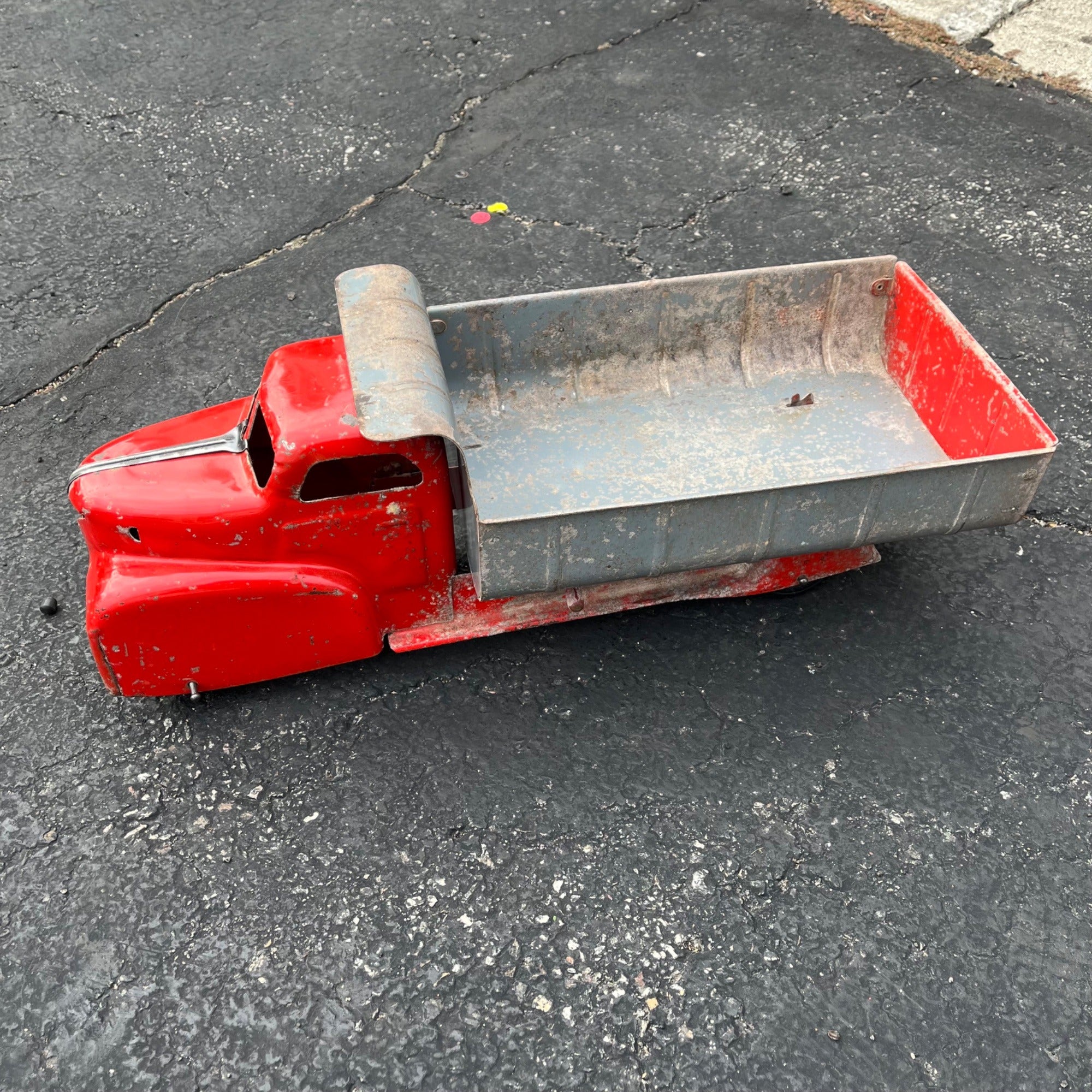 Vintage Marx Lumar Construction Gray & Red Dump Truck Pressed Steel Toy