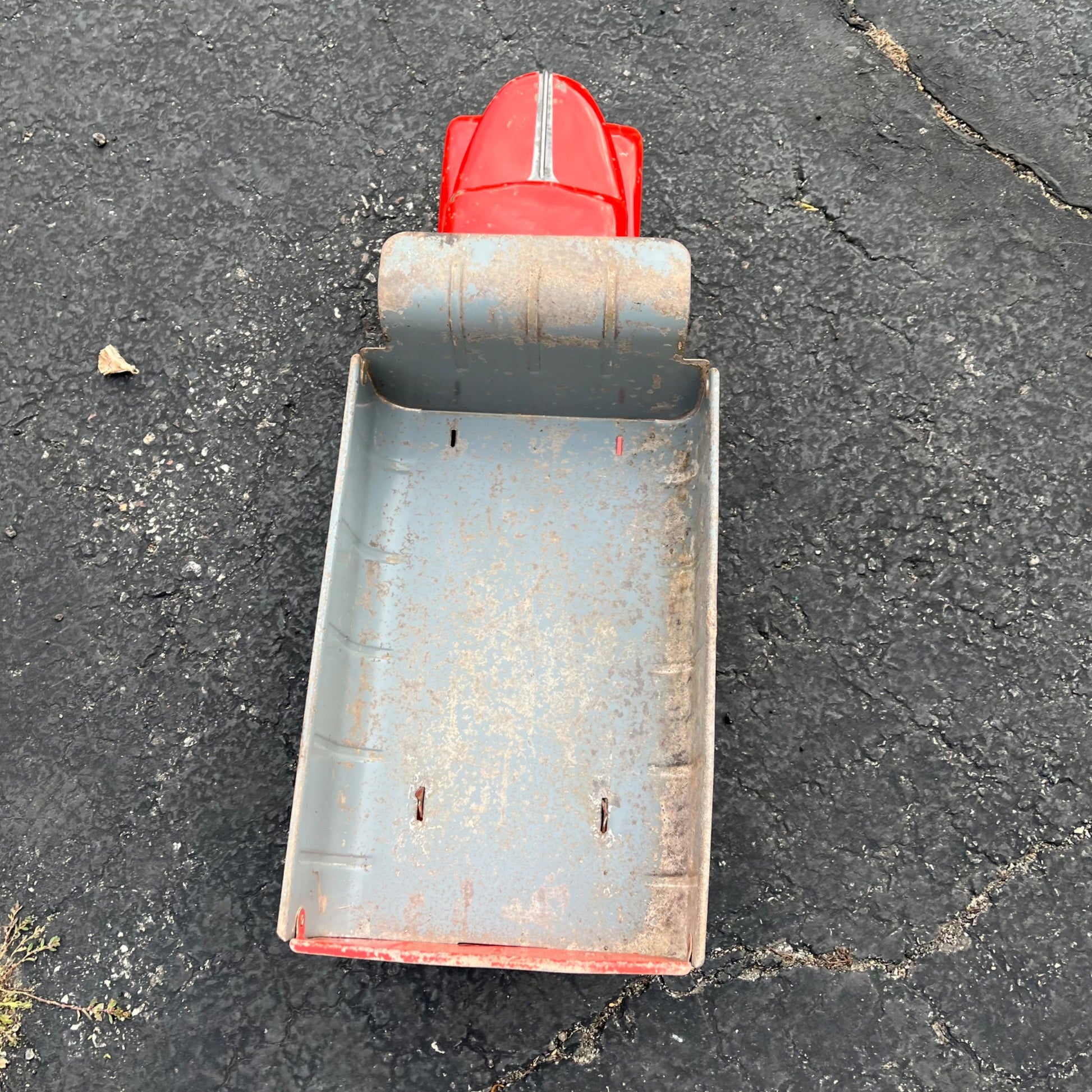 Vintage Marx Lumar Construction Gray & Red Dump Truck Pressed Steel Toy