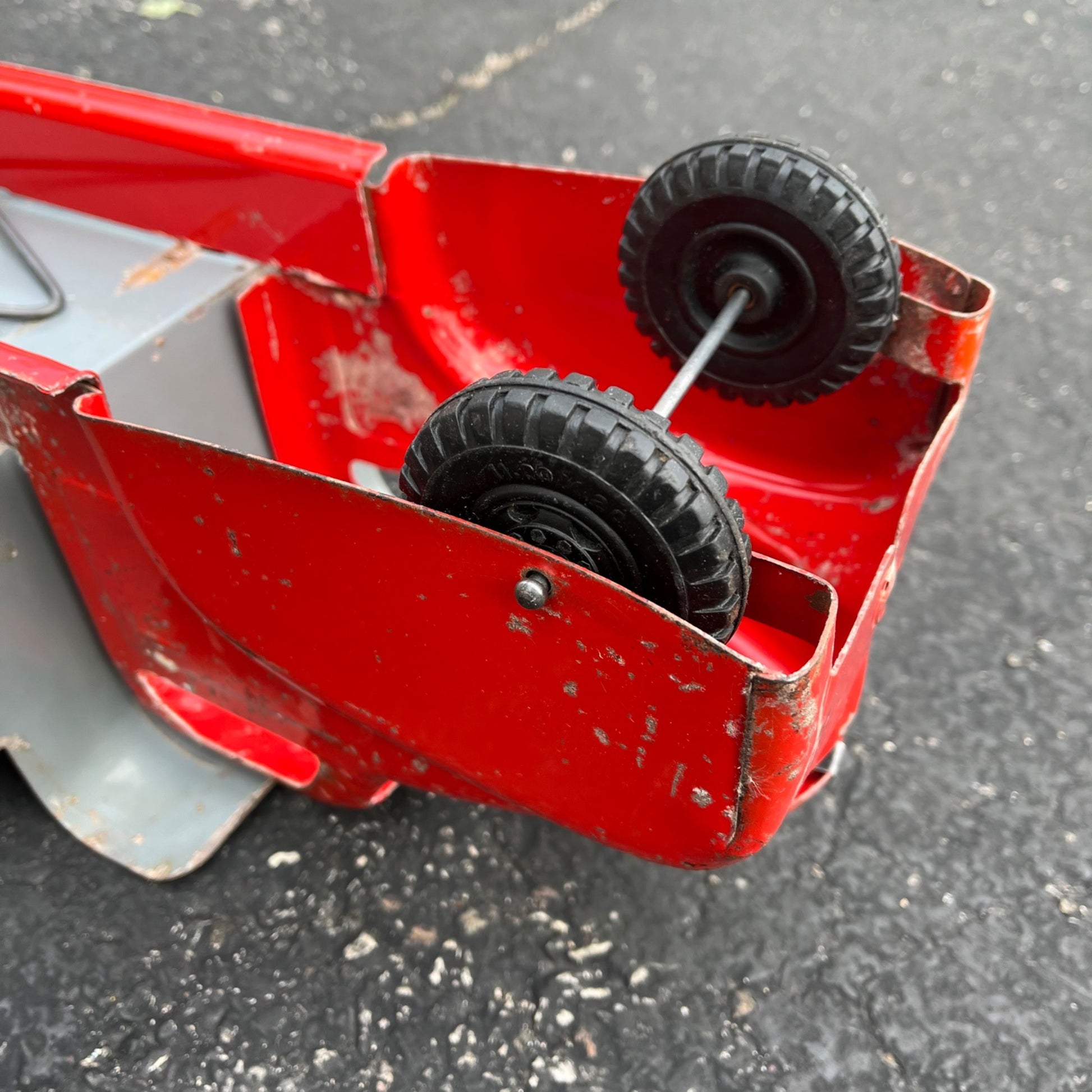 Vintage Marx Lumar Construction Gray & Red Dump Truck Pressed Steel Toy