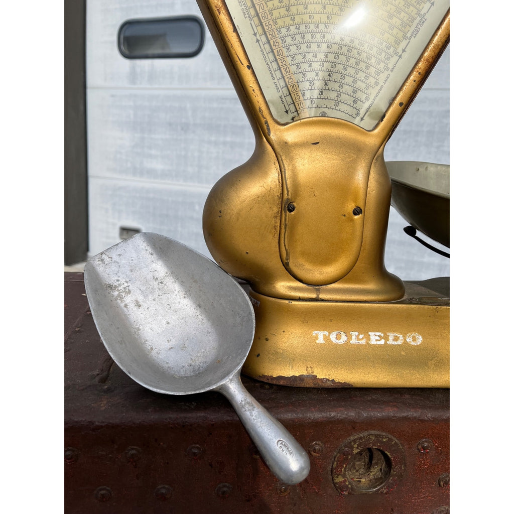 Antique Toldeo 3lb Candy Scale General Store Model 405AR w/ Scoop
