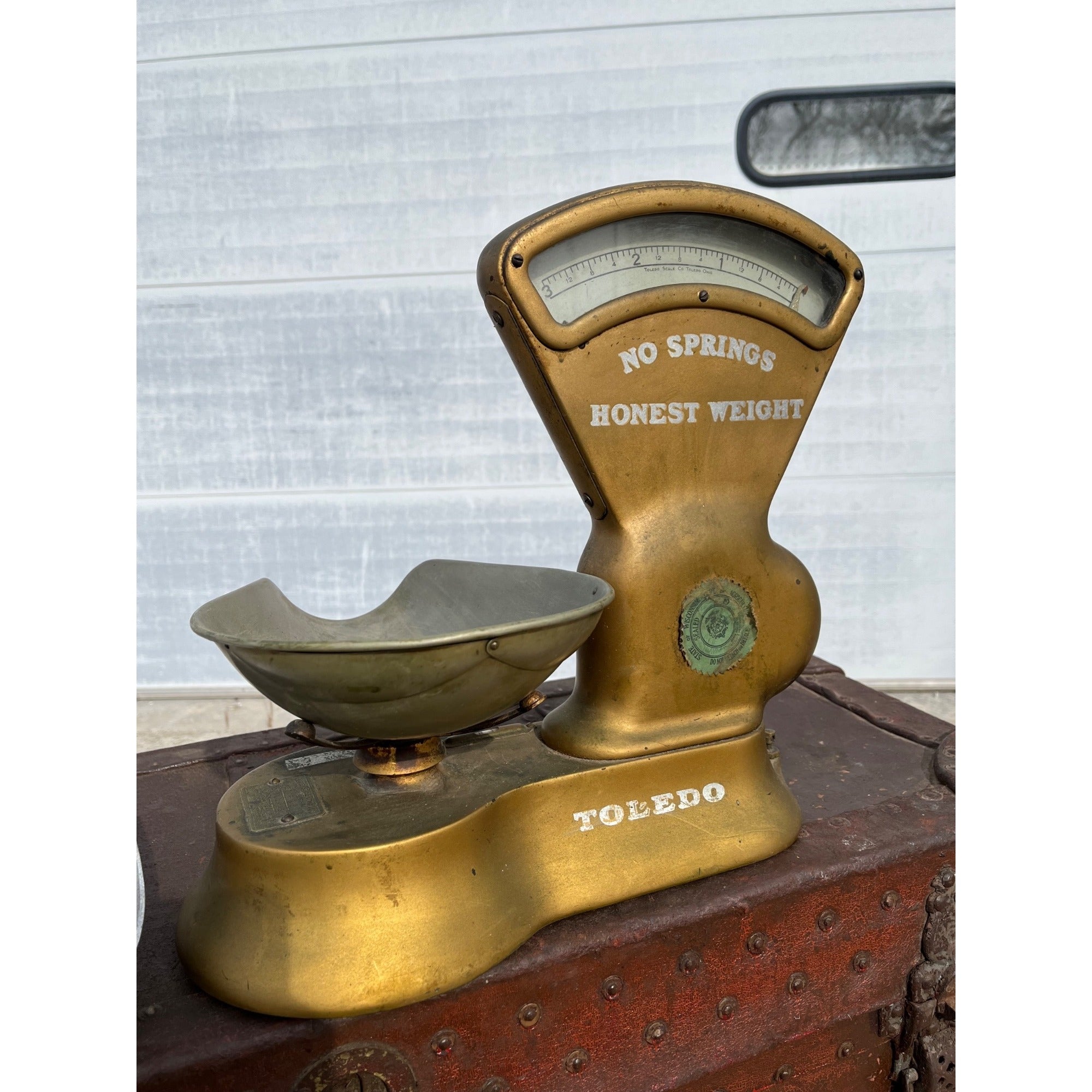 Antique Toldeo 3lb Candy Scale General Store Model 405AR w/ Scoop