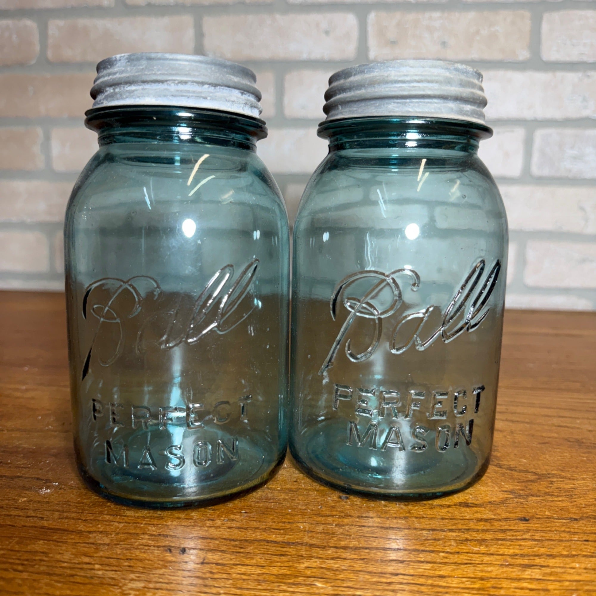 Vintage Blue Mason Canning Ball Jars Kitchen Decor Pair #10 & #11 W/ Zinc Lids