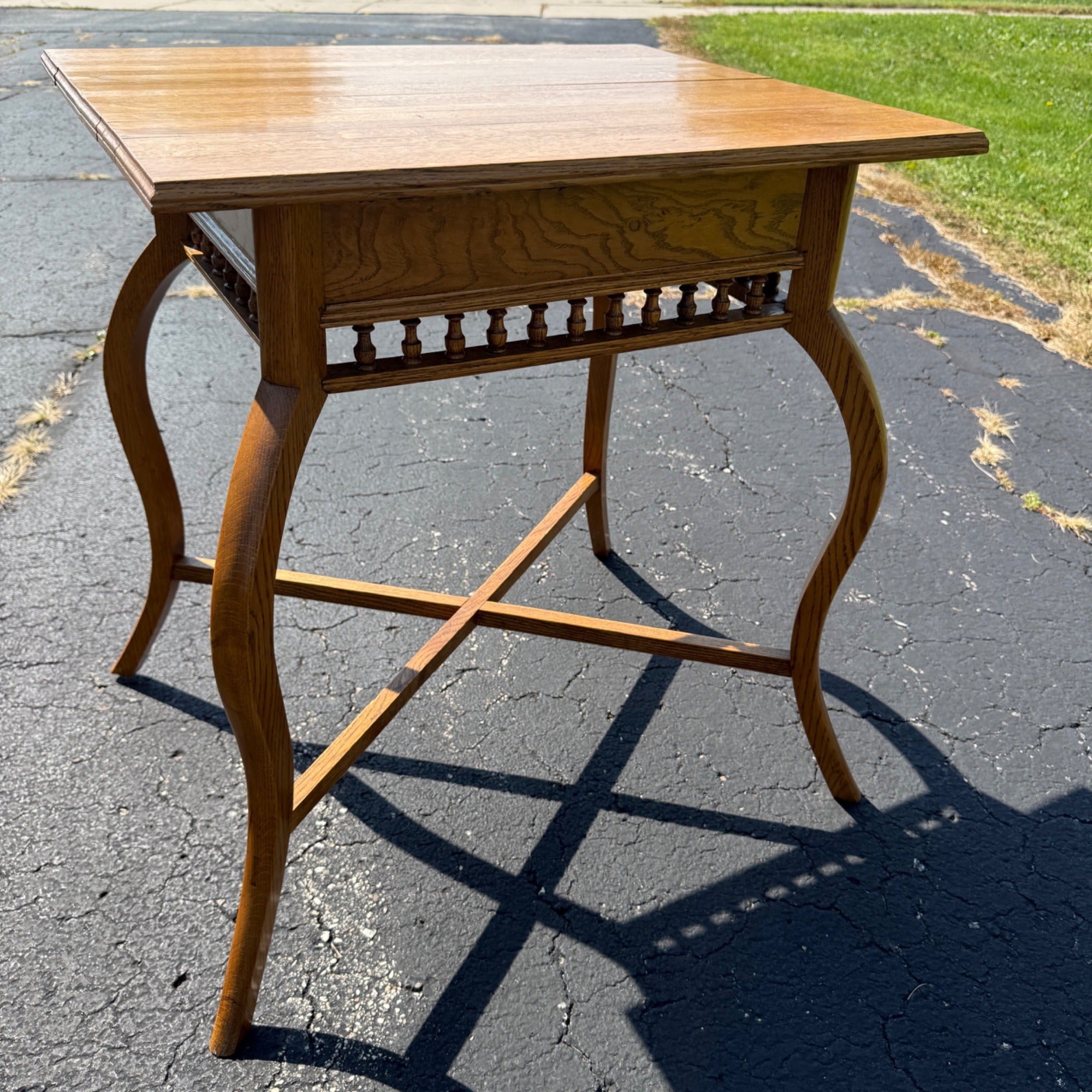 Antique Oak Parlor Side Table Curved Legs Spindle Gallery Victorian c1900 Lamp Table