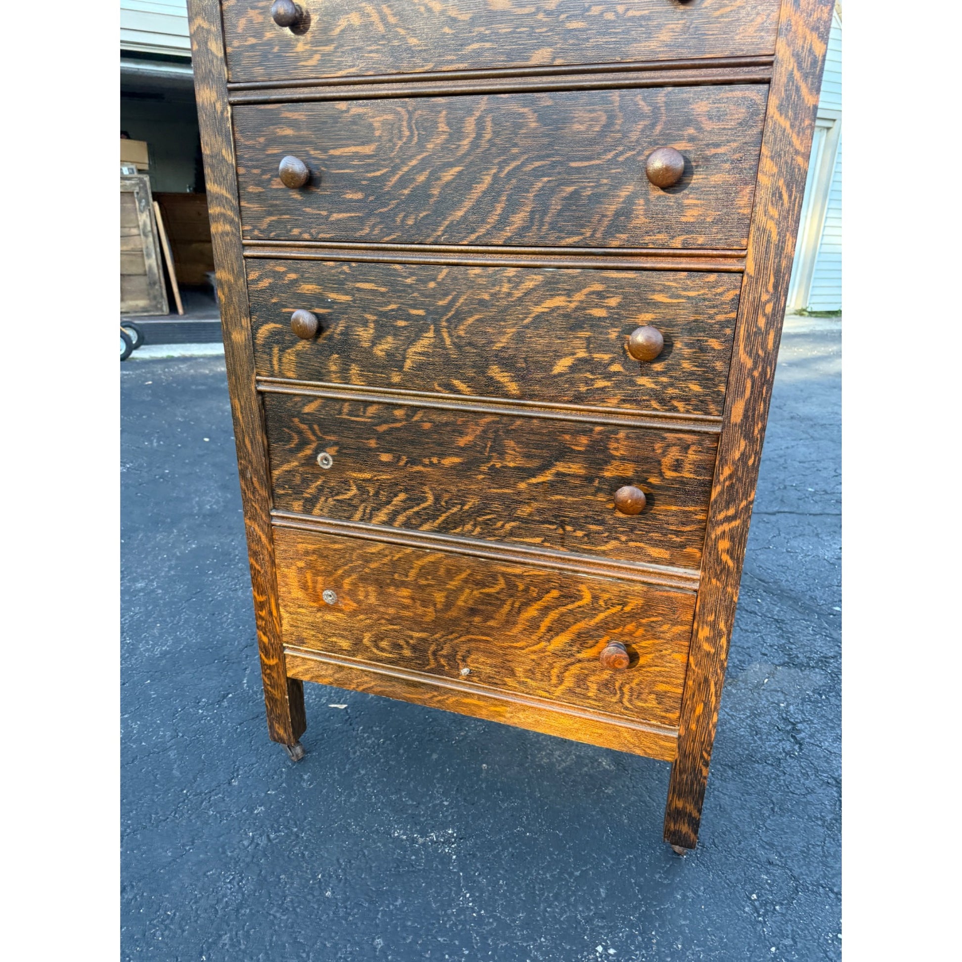 Antique Oak Dresser Five-Drawer Chest Of Drawers With Tiger Oak Finish