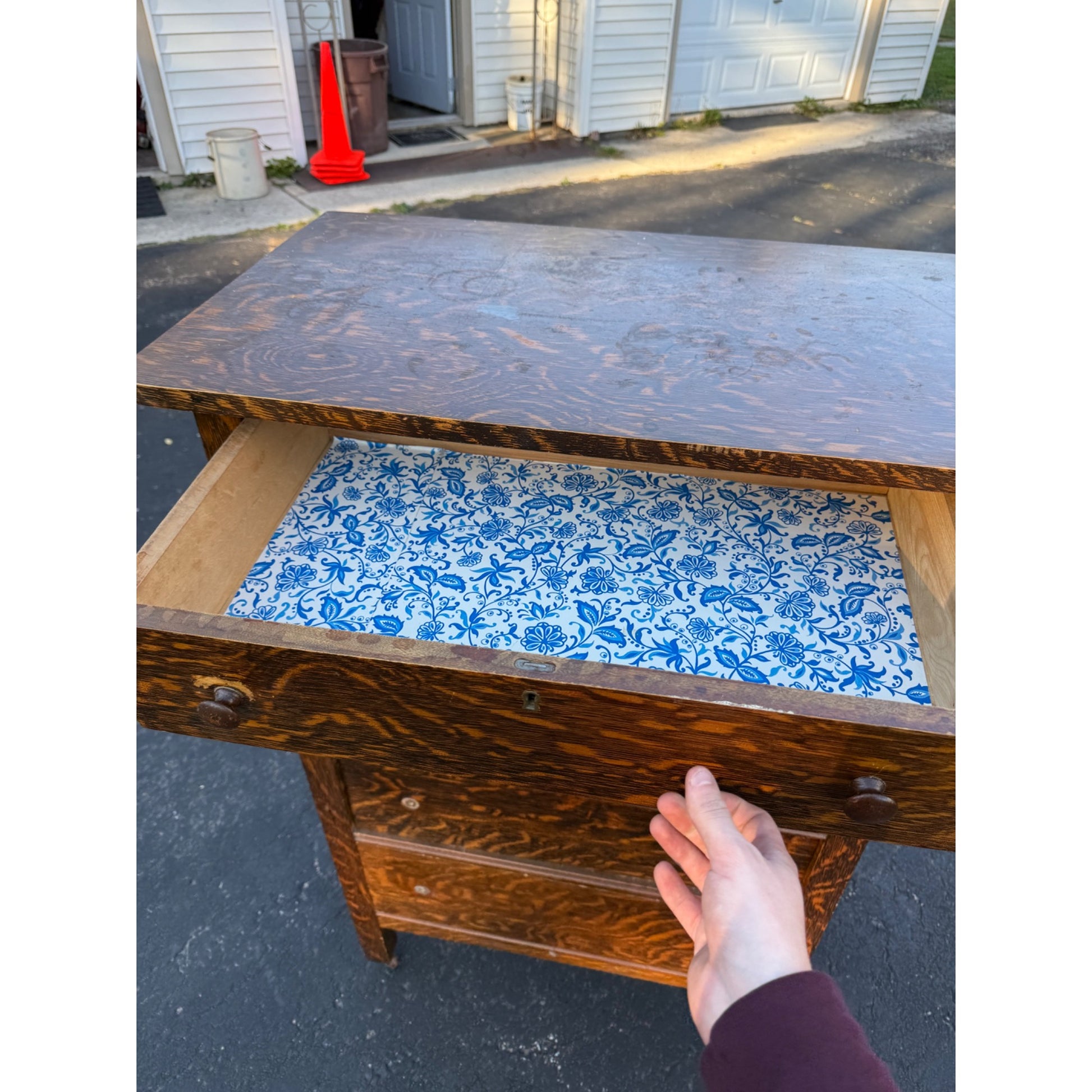 Antique Oak Dresser Five-Drawer Chest Of Drawers With Tiger Oak Finish