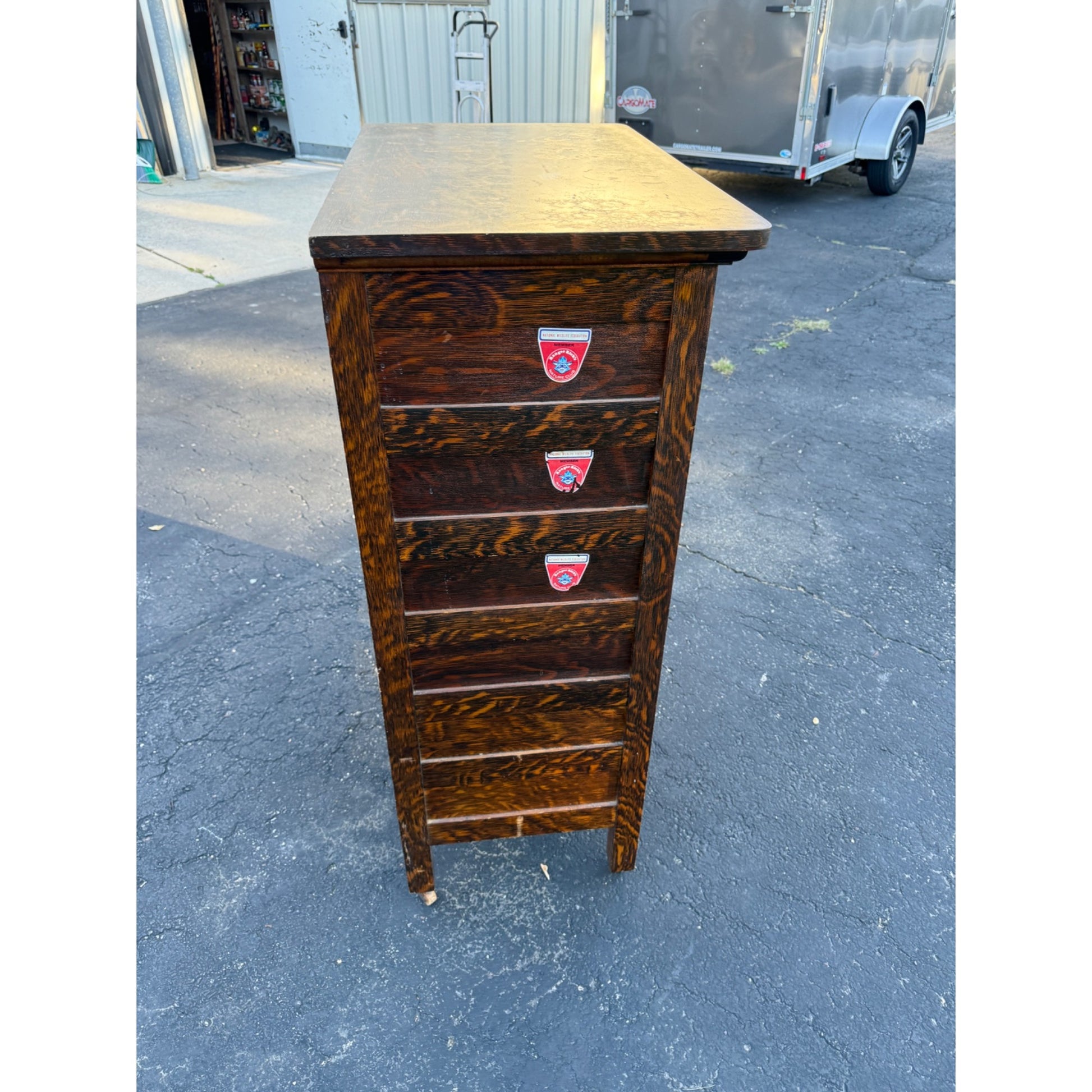 Antique Oak Dresser Five-Drawer Chest Of Drawers With Tiger Oak Finish