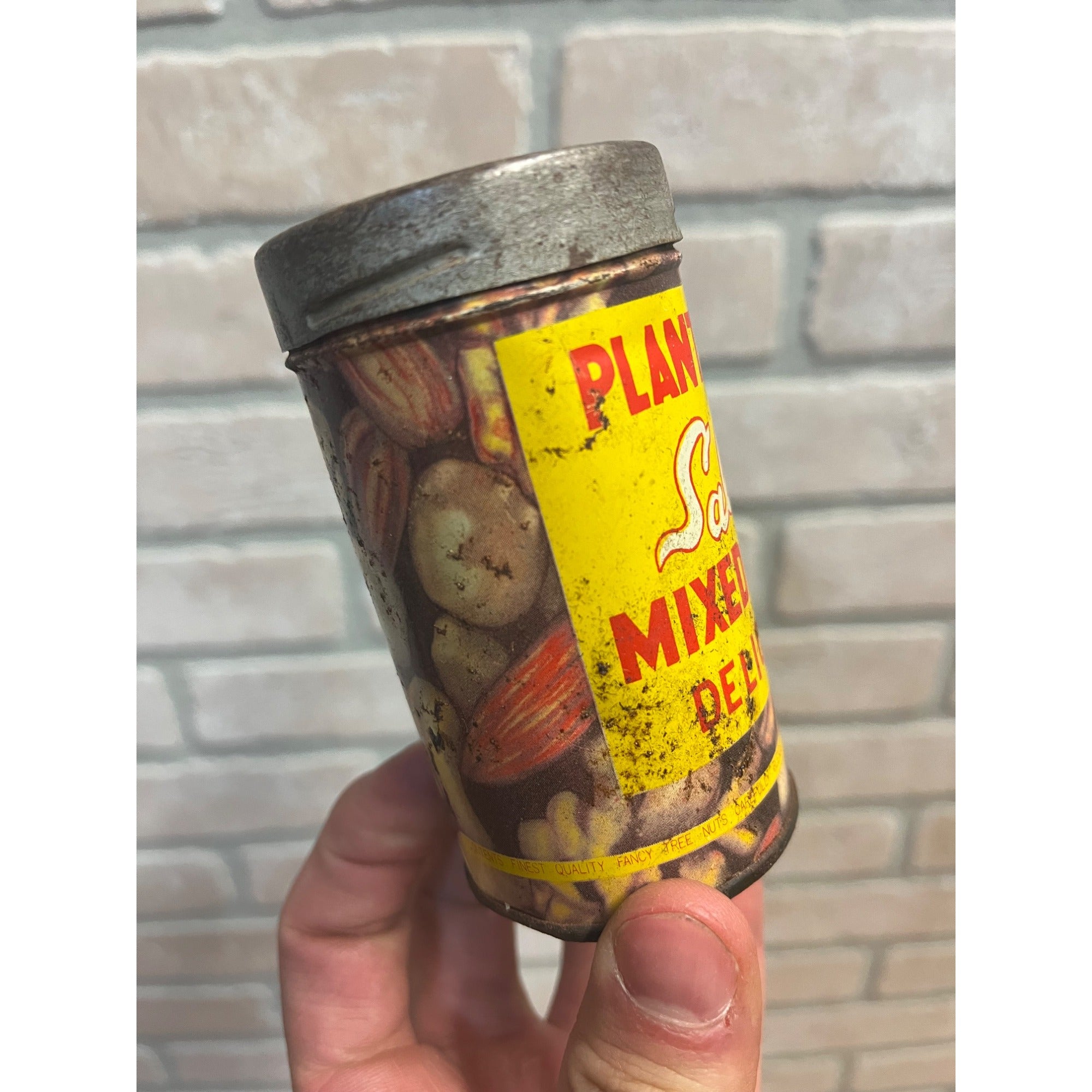 Vintage Plantation Salted Mixed Nuts Tin Spring Snake Novelty Gag Gift Joke