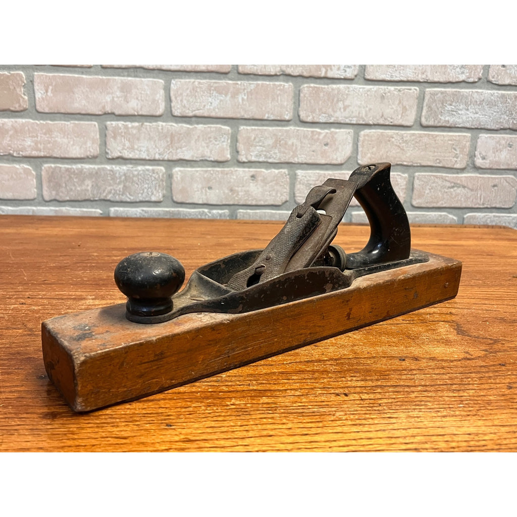 Vintage c1910s Stanley Rule & Level Co. No. 26 Wood Jack Plane 15"