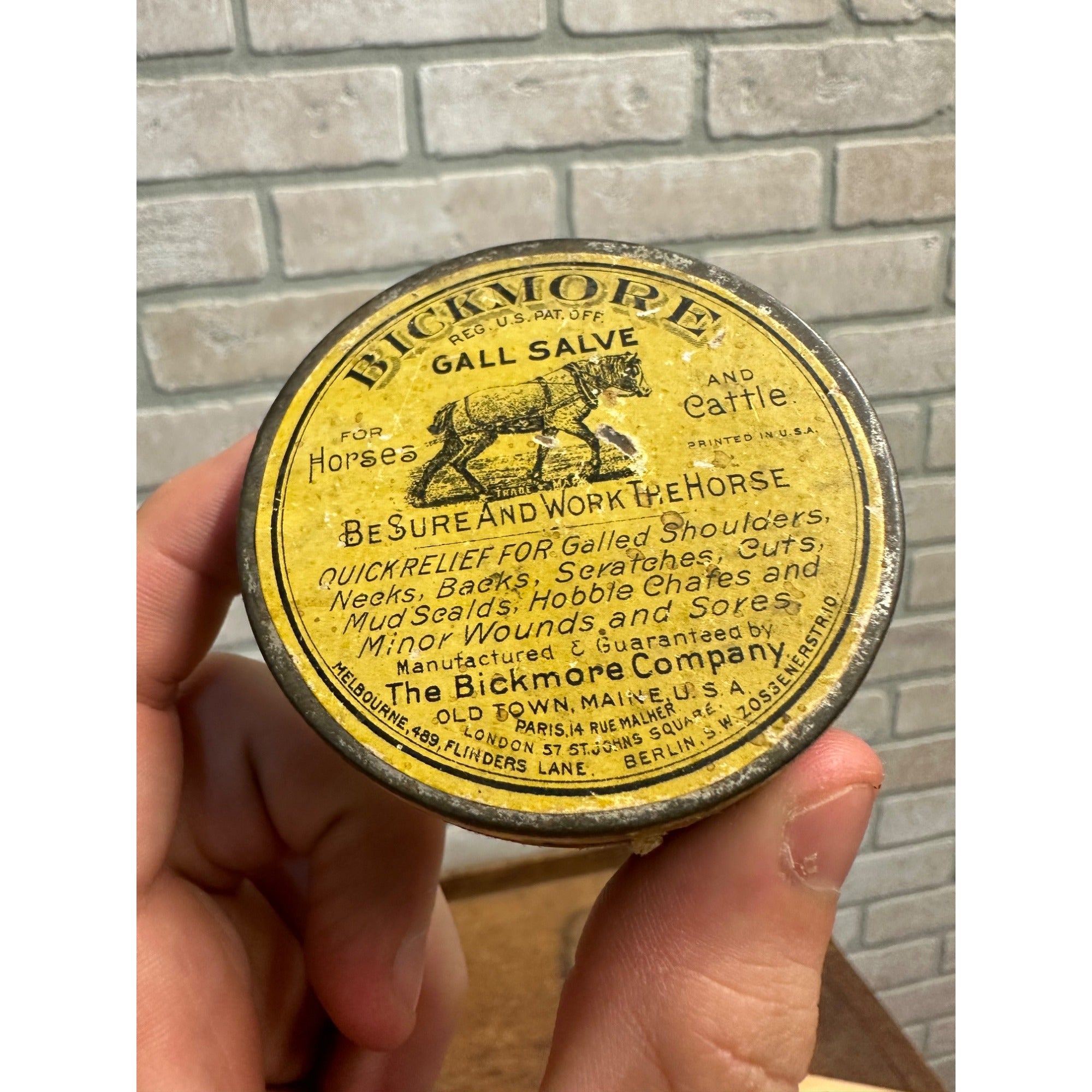 Vintage Early 1900s Bickmore's Gall Salve for Horses & Cattle Advertising Tin Can