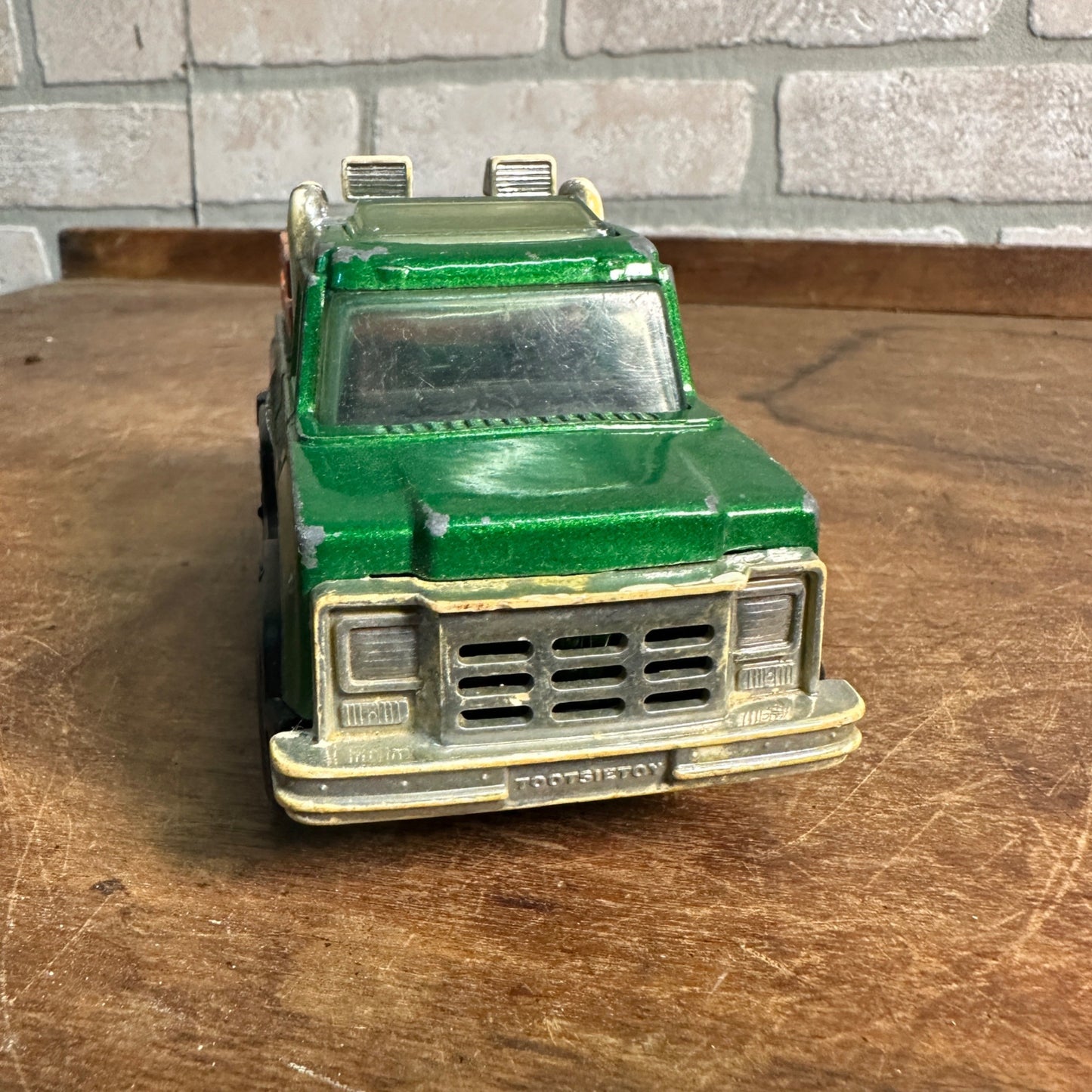 Vintage 1970s TootsieToy 4x4 Green Pickup Truck Diecast 5.75" Toy - Used