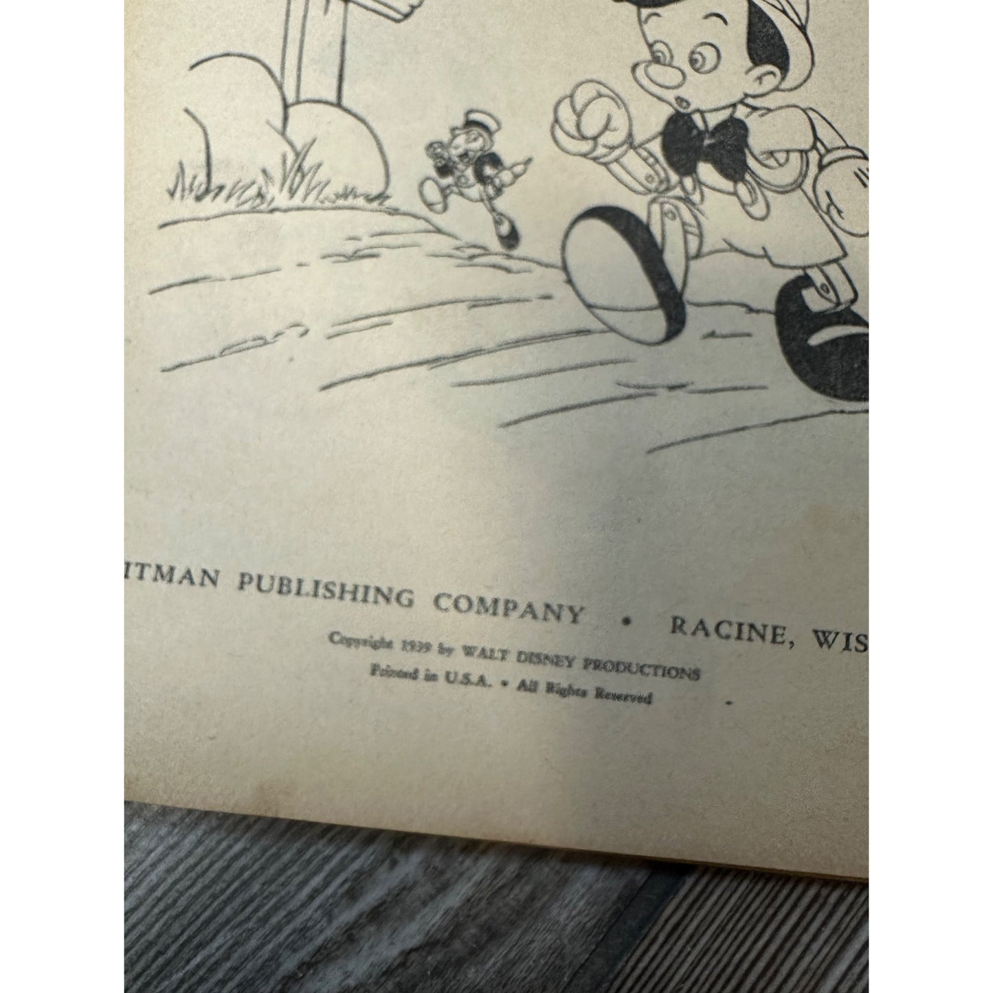 VINTAGE WALT DISNEY PINOCCHIO BOOK PICTURES TO COLOR WHITMAN 1939 / COCOMALT AD