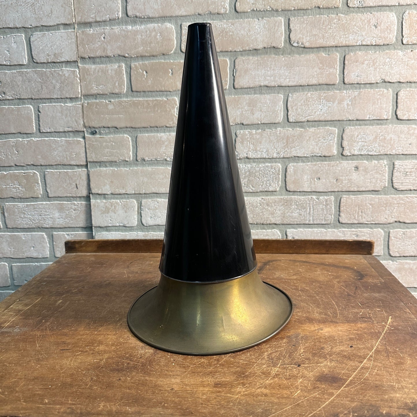 BERLINER PHONOGRAPH REPRODUCTION 15" HORN