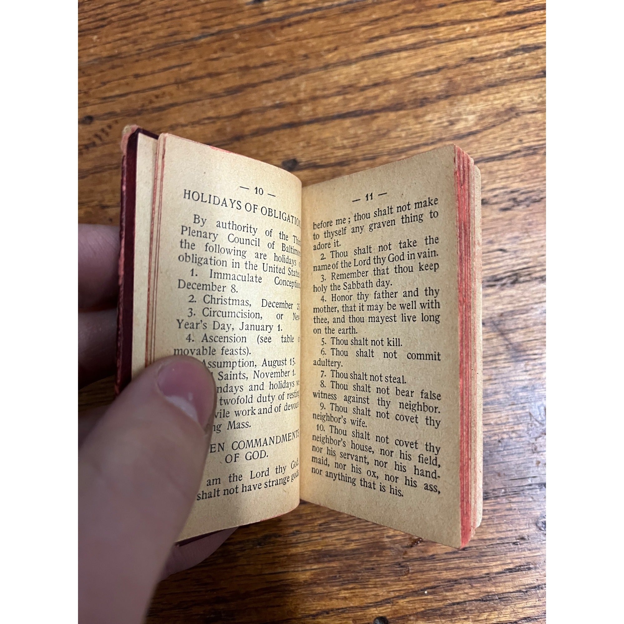 Vintage 1920s The Child's Key to Heaven Miniature Book Catholic Kaster Green Bay