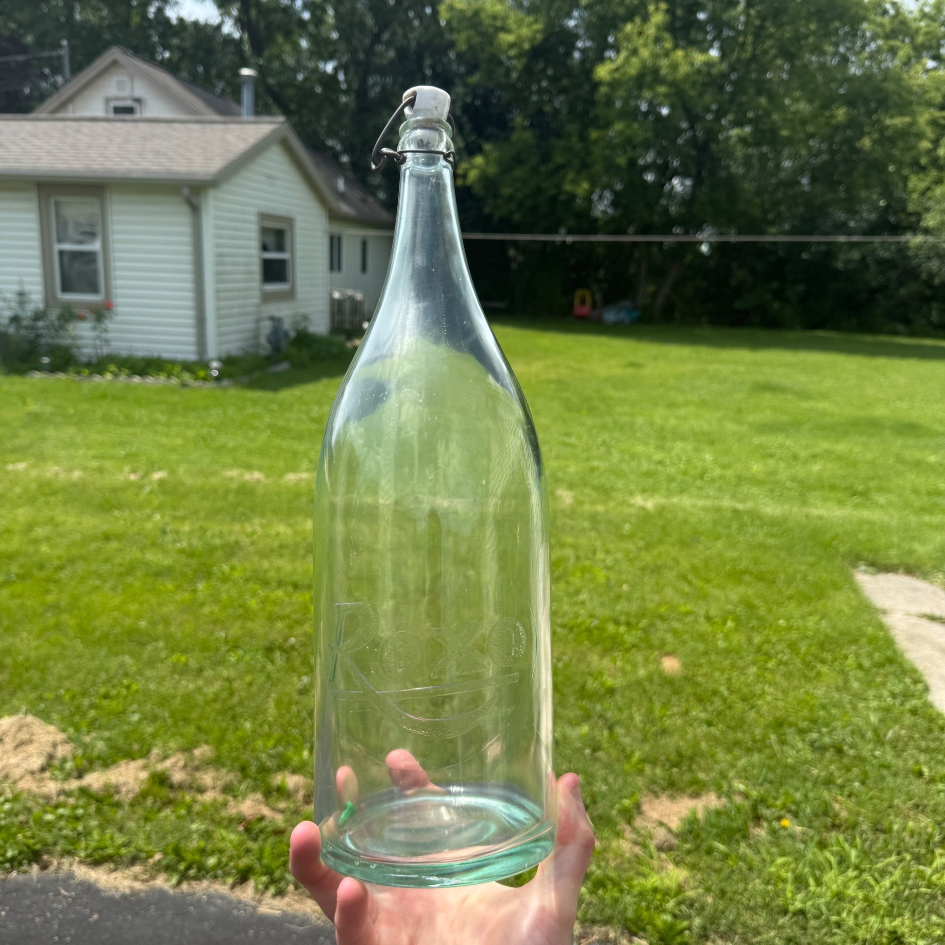 Roxo Spring Water Large 1/2 Gallon Bottle Waukesha WI Wisconsin Soda