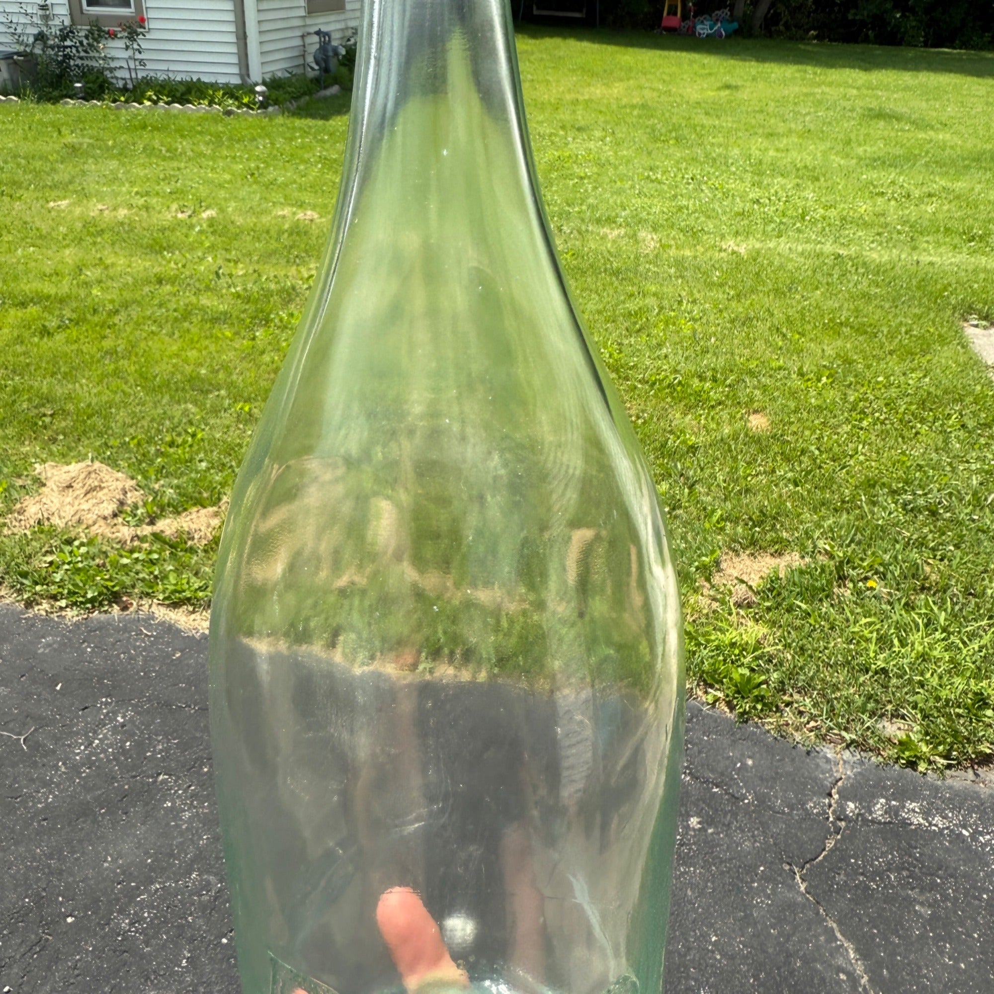 Roxo Spring Water Large 1/2 Gallon Bottle Waukesha WI Wisconsin Soda