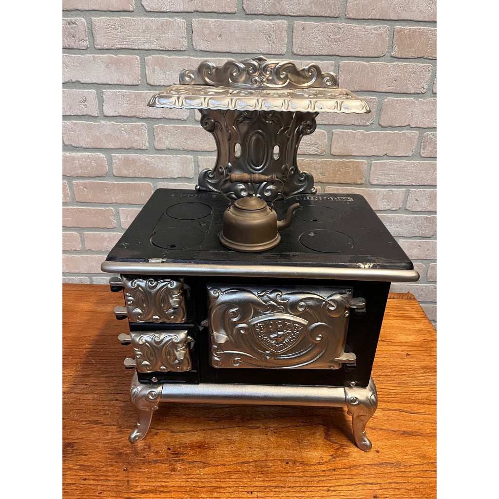 Antique Original 1880s Bucks Stove Range Junior 4 Child's Toy Salesmans Sample
