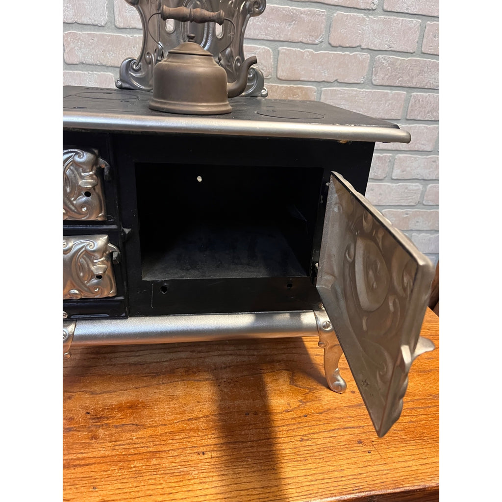 Antique Original 1880s Bucks Stove Range Junior 4 Child's Toy Salesmans Sample