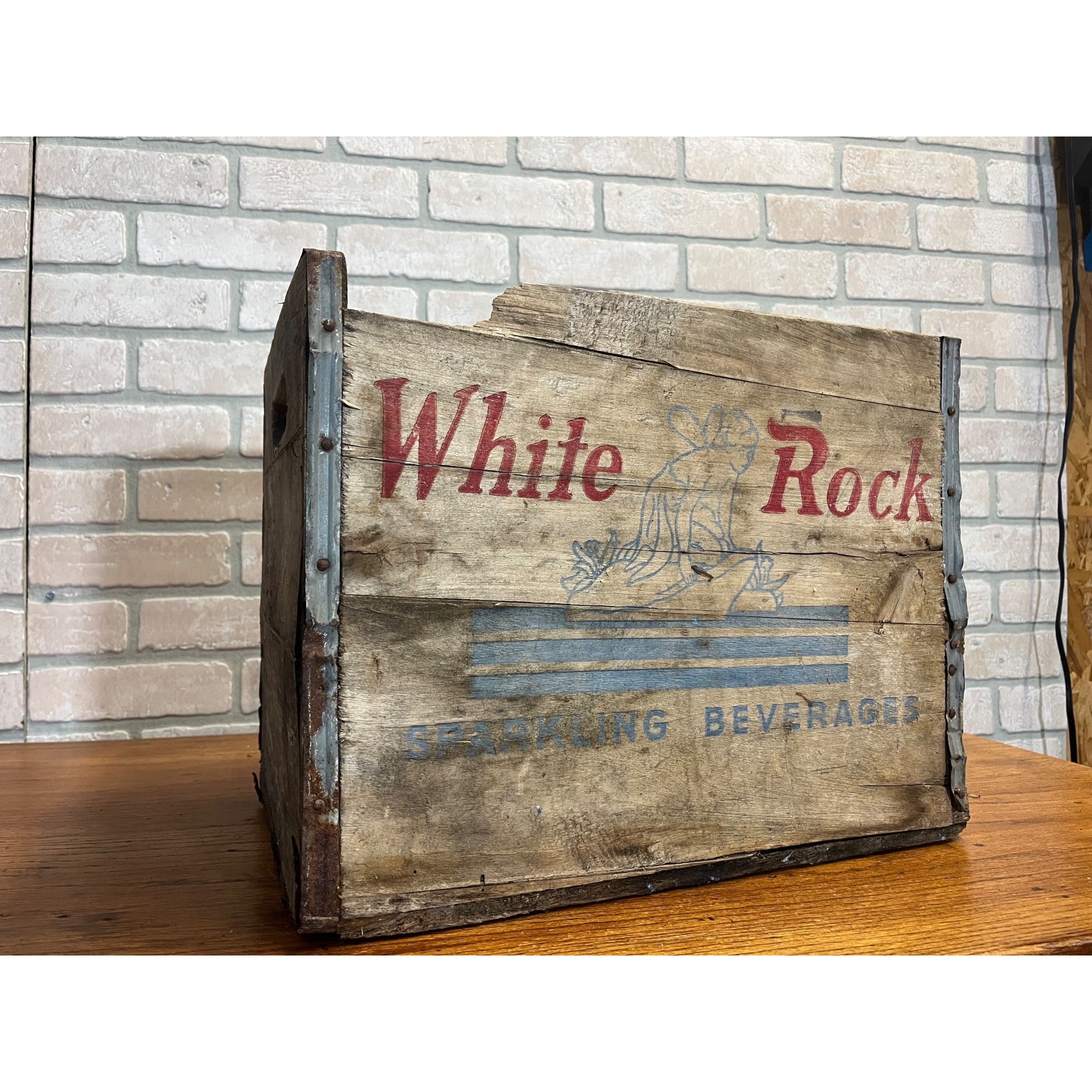 Vintage WHITE ROCK Sparkling Beverages Wood Crate, Soda Water Large Size