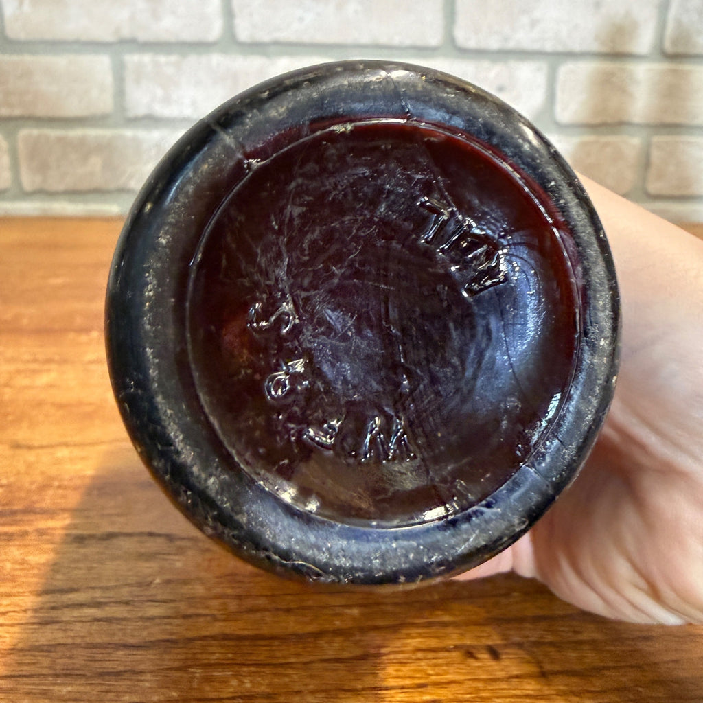 Independent Milwaukee Brewery Embossed Wisconsin Beer Bottle Amber