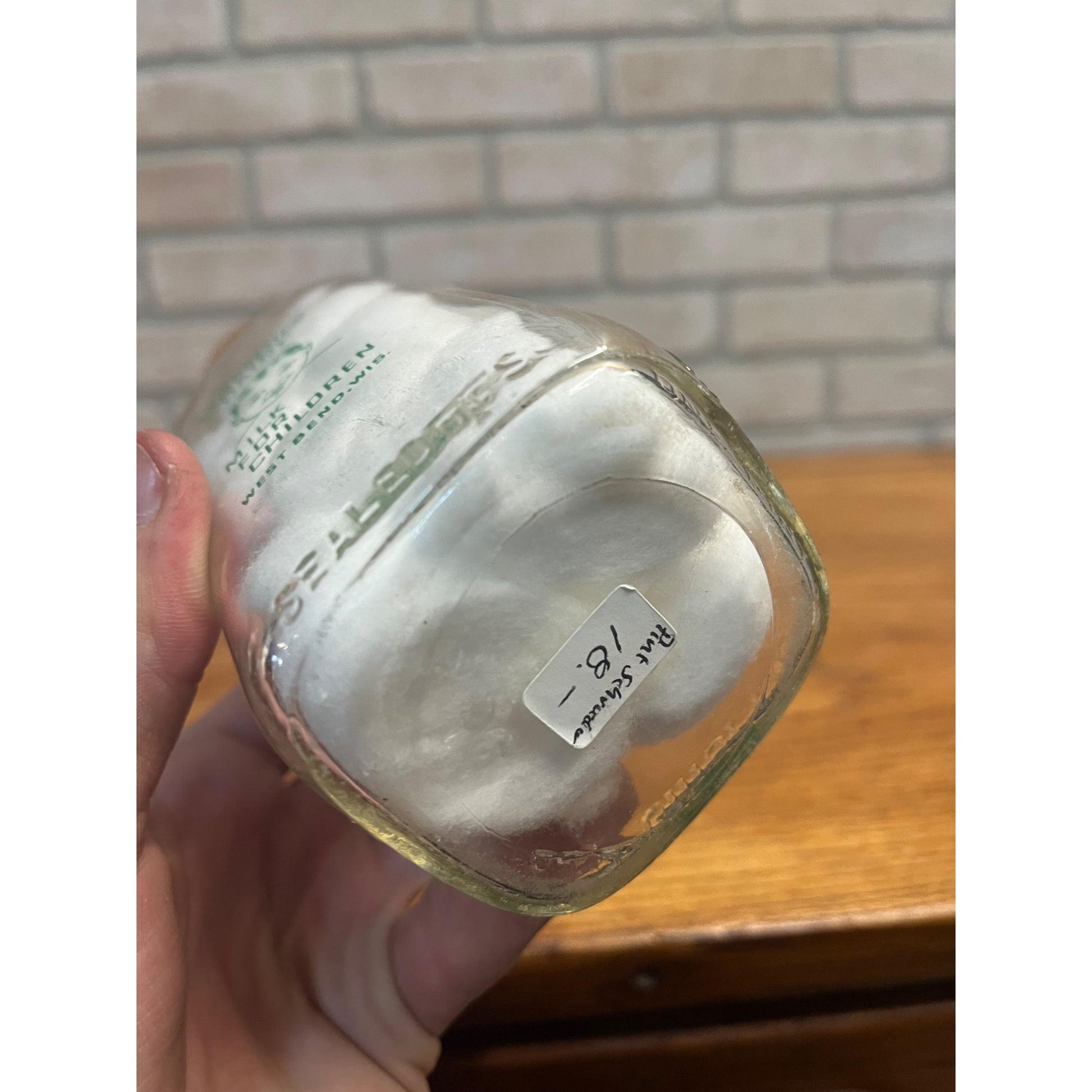 Vintage Schroeder Dairy West Bend Wis PINT Milk Bottle WI Wisconsin