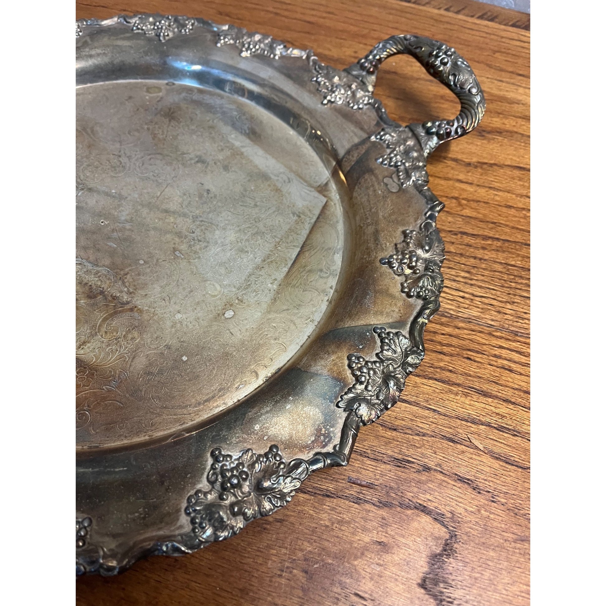 Vintage Crescent Silver Plated 14" Round Serving Tray w/ Handles Grape Vine