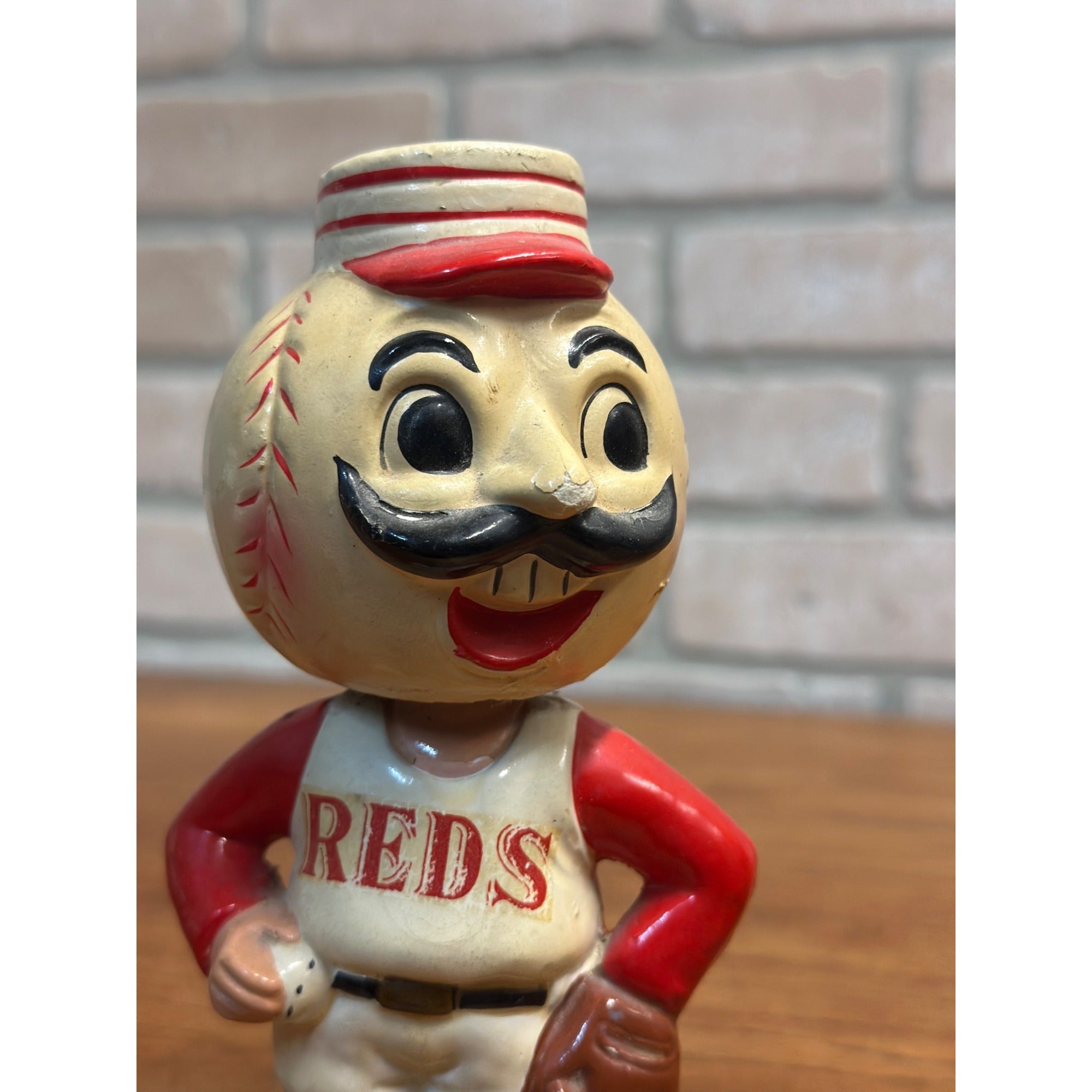 Vintage 1960s Cincinnati Reds Mascot Bobblehead Nodder Gold Base Series