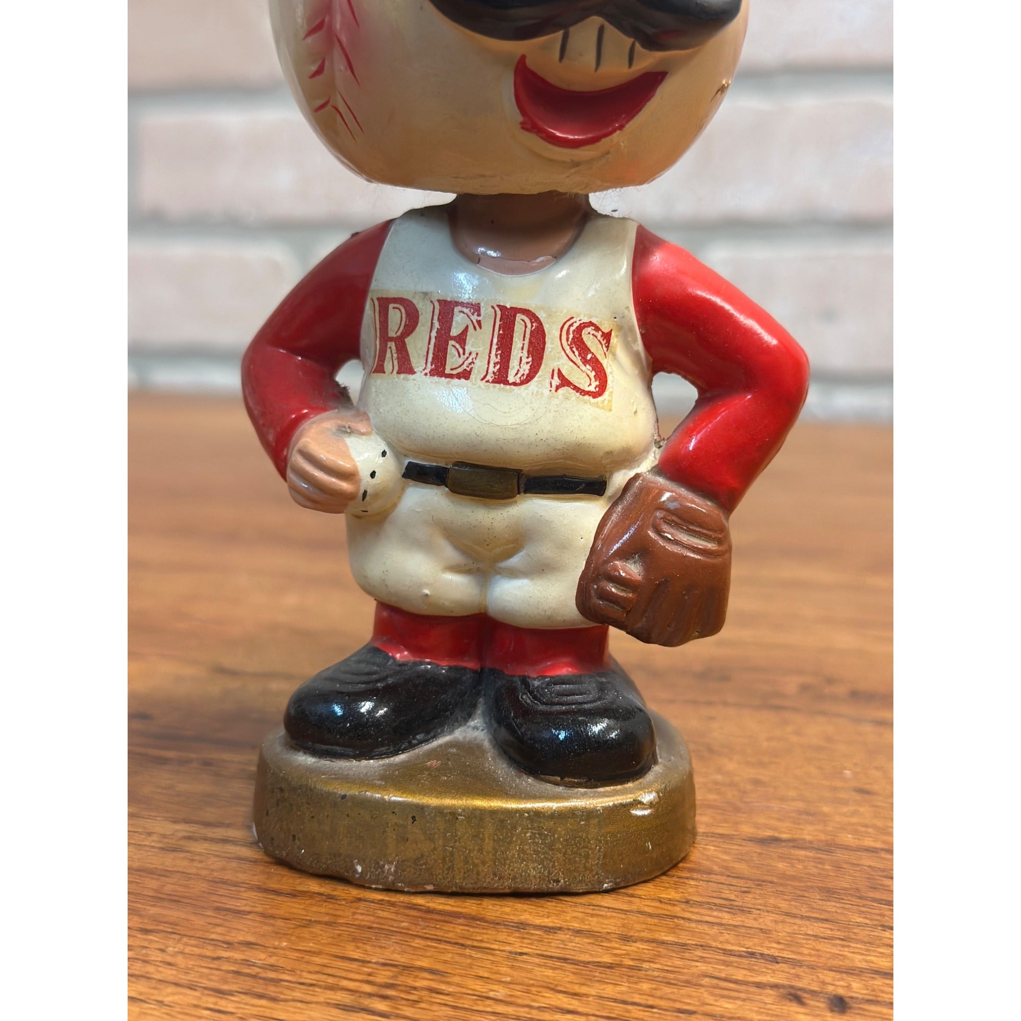 Vintage 1960s Cincinnati Reds Mascot Bobblehead Nodder Gold Base Series
