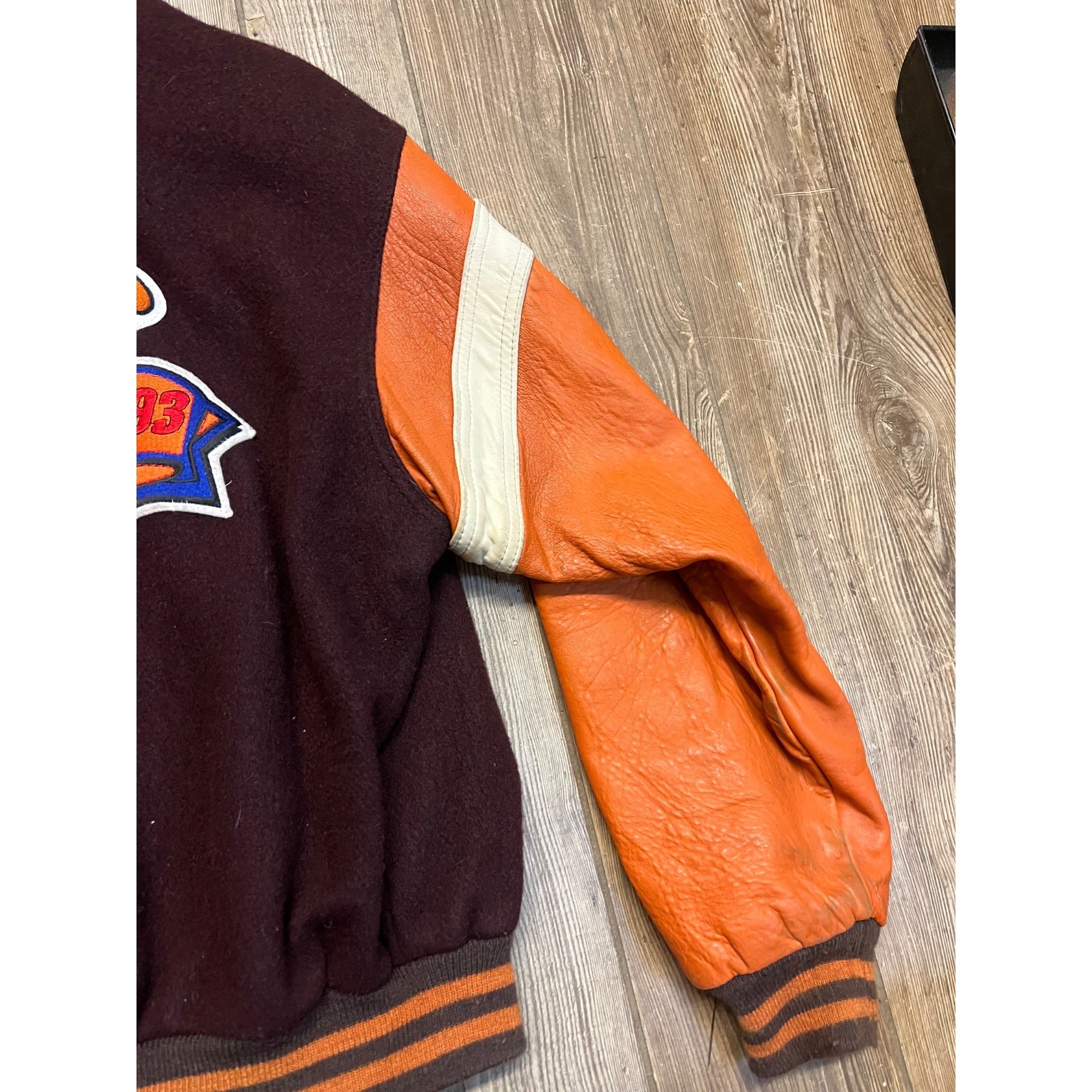 Vintage Hooters 10th Anniversary Varsity Lettermans Jacket Size L