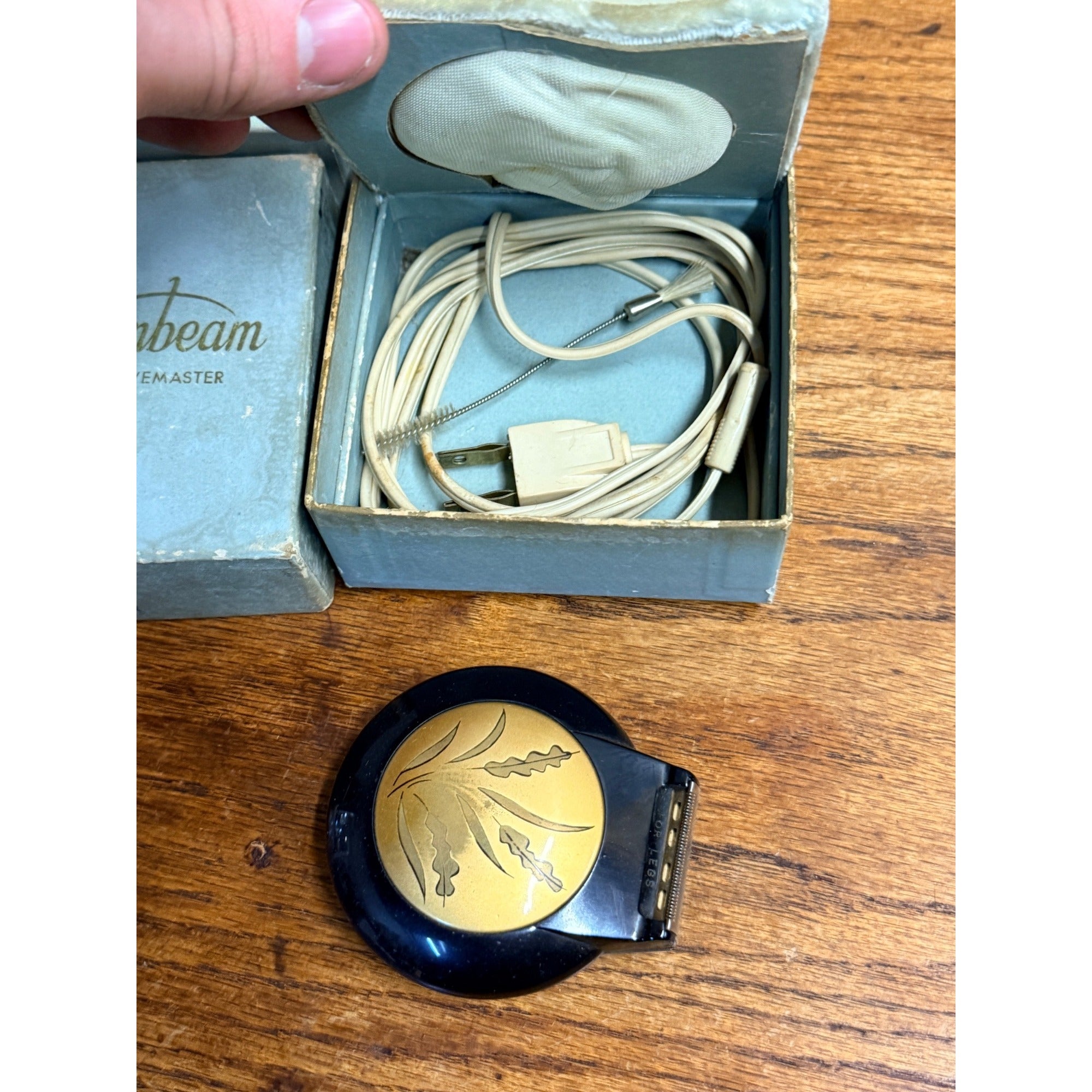 Vintage Lady Sunbeam Shavemaster Model LS Razor Lot (2) Black & Turquoise w/ Box