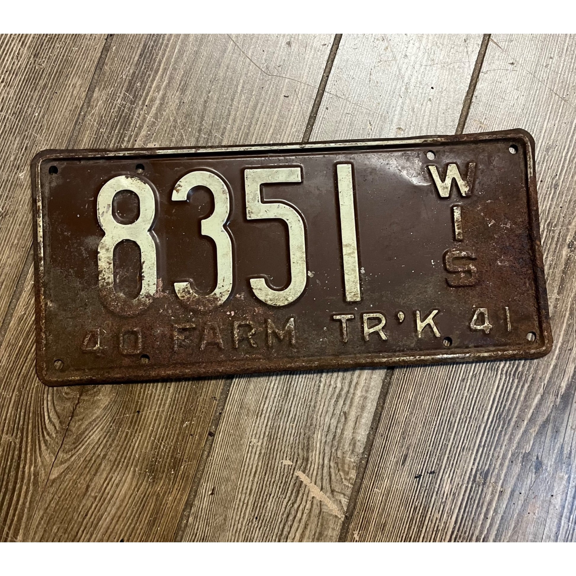 Original Wisconsin 1940-1941 License Plate Wis Single Farm Truck Vintage 4 Digit