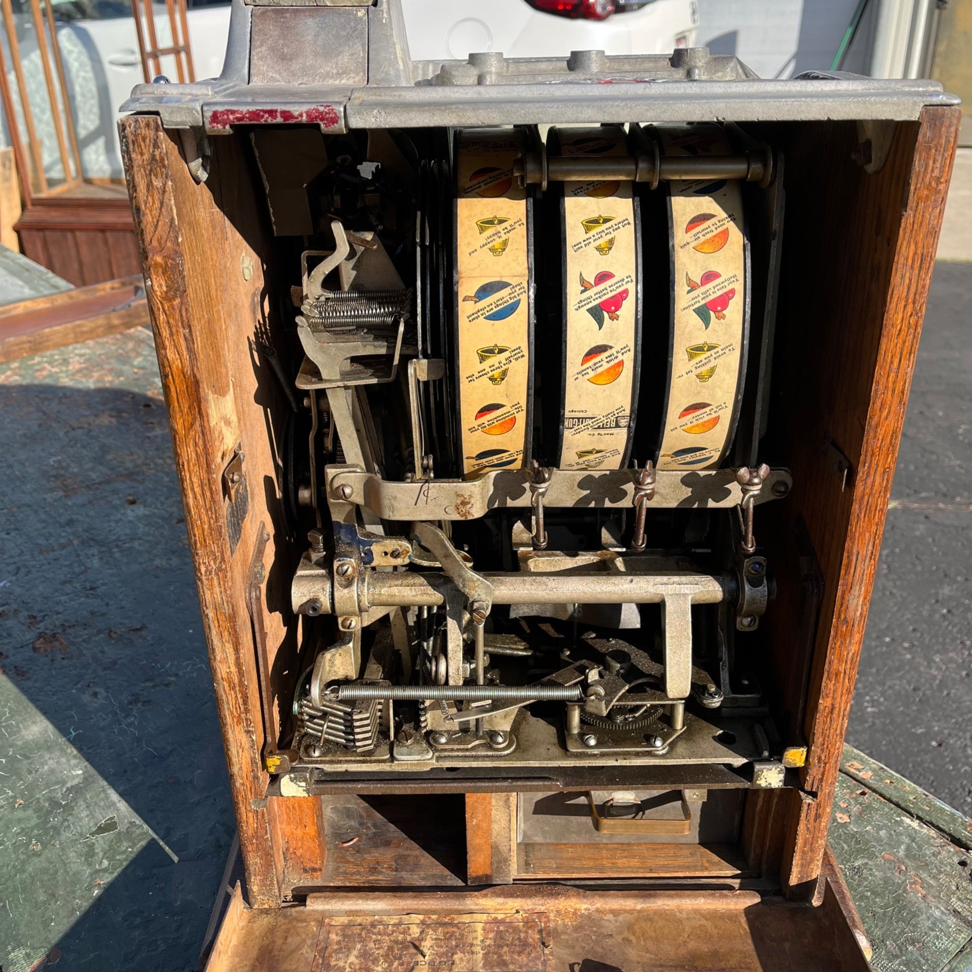 Antique c1925 Mills 5 Cent Owl Operators Bell Art Deco Gooseneck Slot Machine