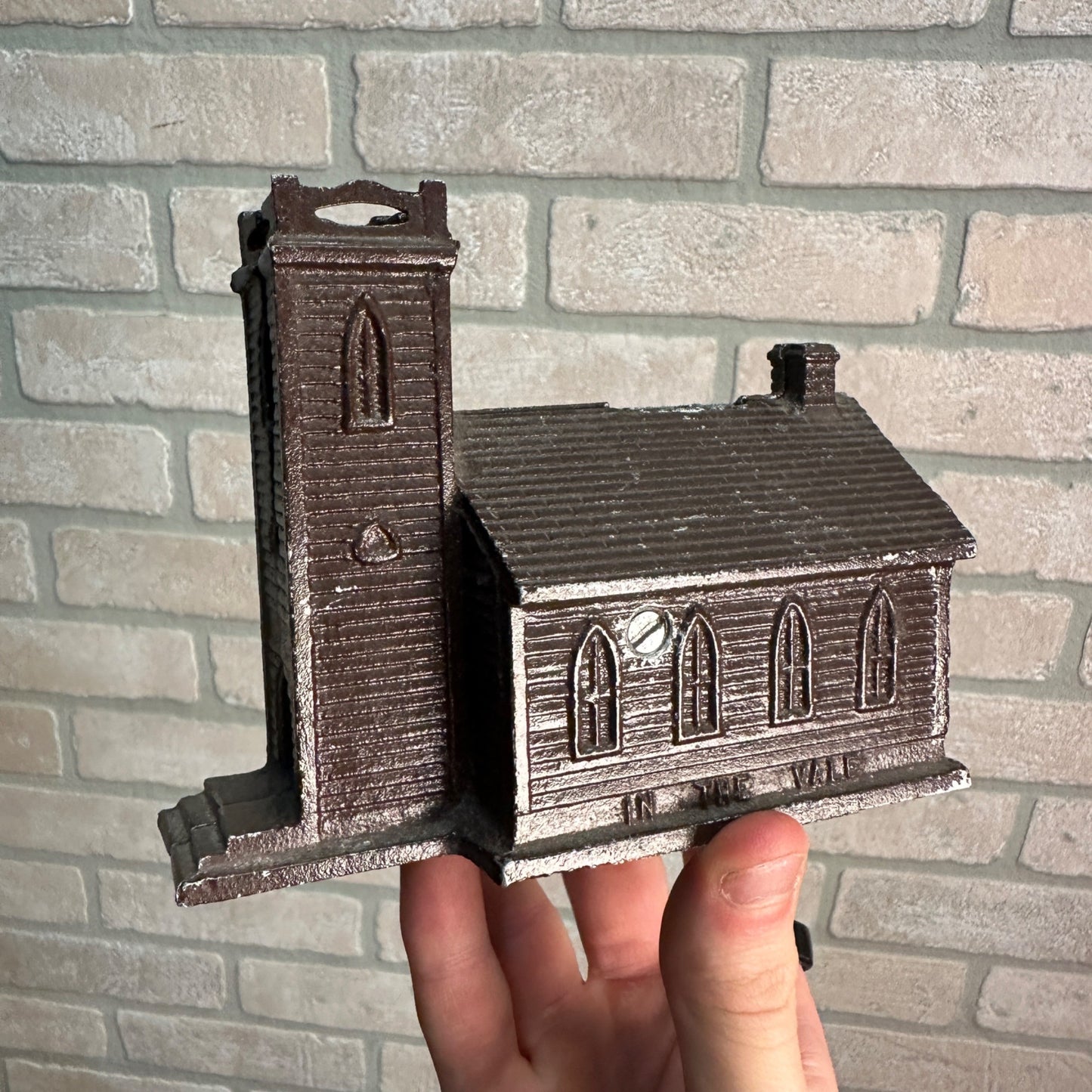 LITTLE BROWN CHURCH IN THE VALE PENNY COIN BANK CAST METAL VINTAGE 4"H X 5.25"L