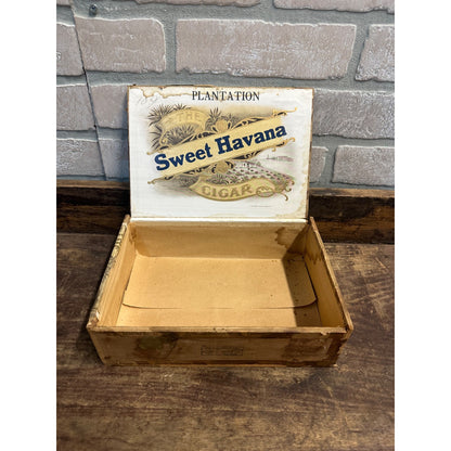 RARE Vintage 1900s Sweet Havana Wooden Cigar Box Robert Lill Manitowoc Wis