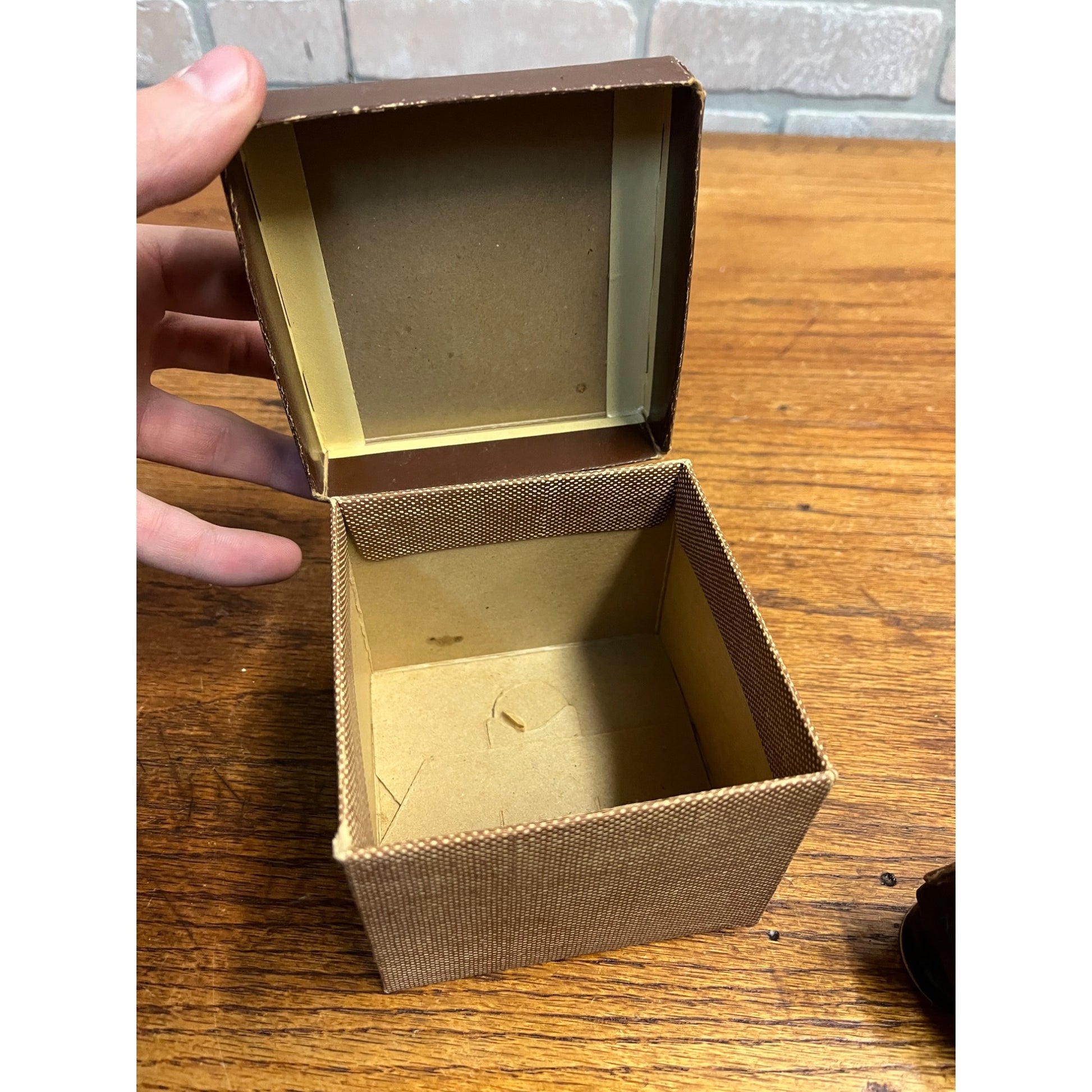 Vintage Thanksgiving Turkey Pilgrim Mobil Oil Tavern Figural Wax Candles